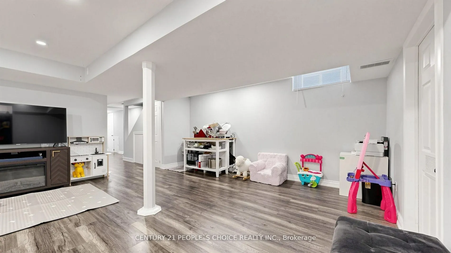 3 Manorwood Court