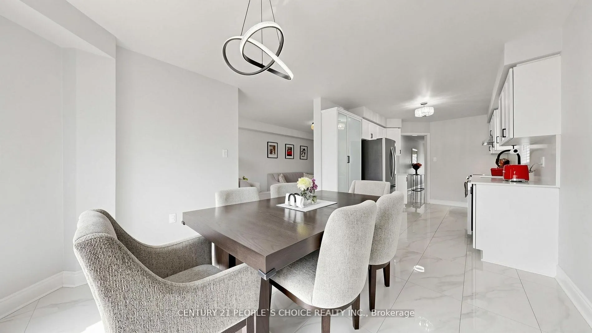3 Manorwood Court