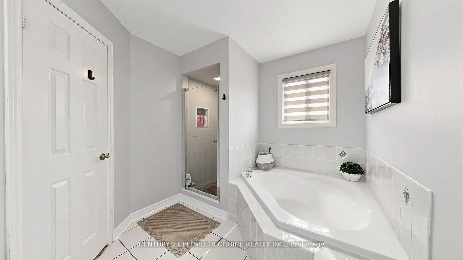 3 Manorwood Court