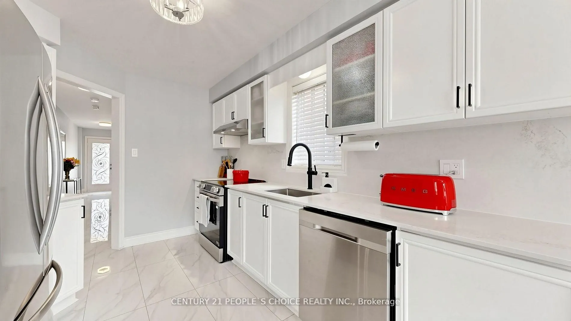 3 Manorwood Court