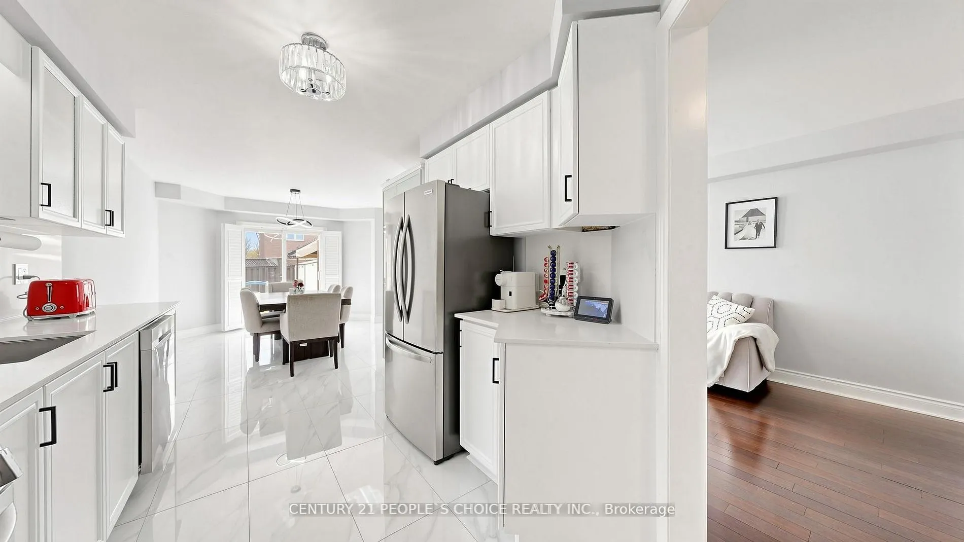 3 Manorwood Court