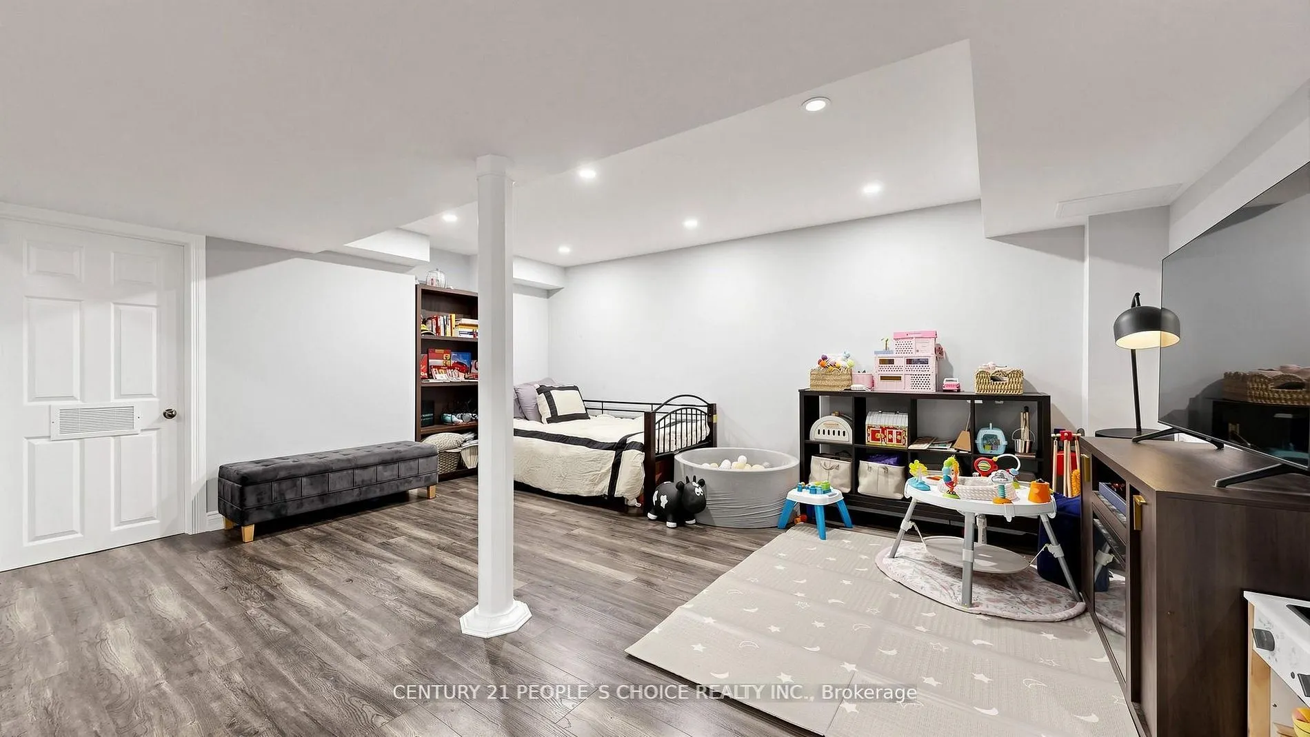 3 Manorwood Court
