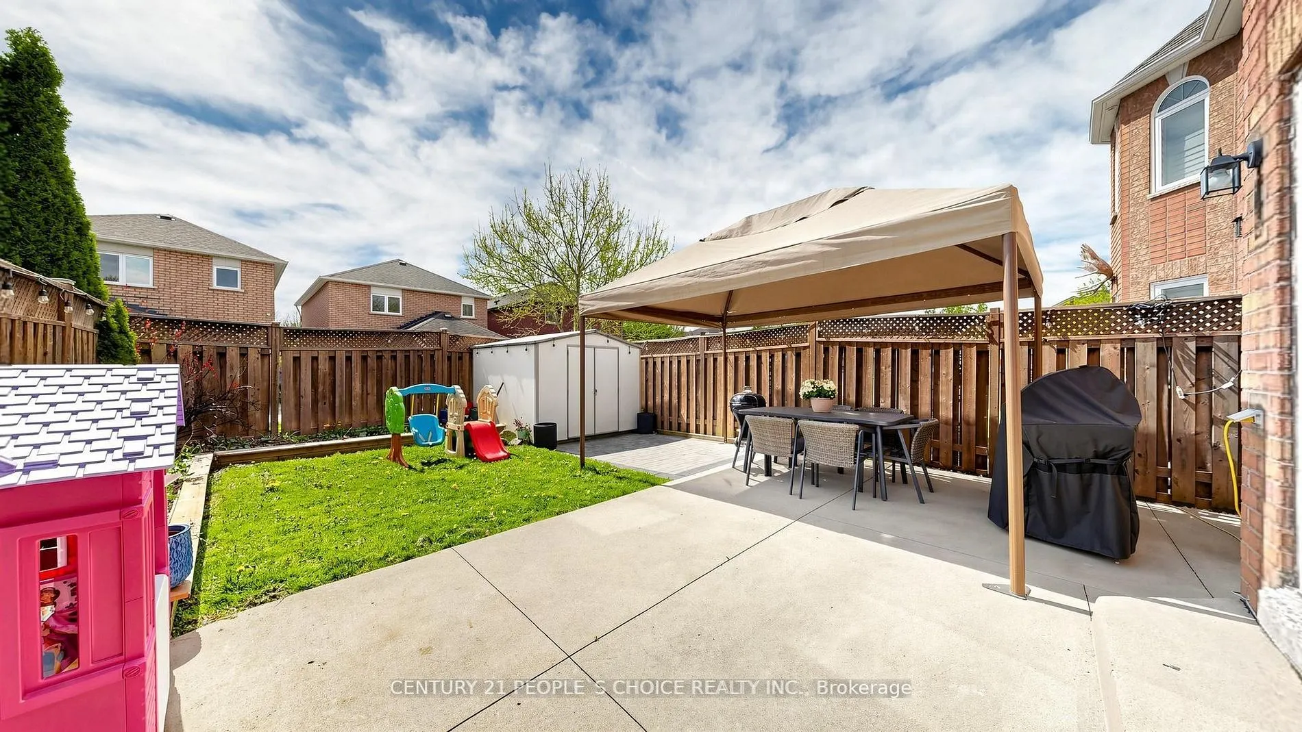 3 Manorwood Court
