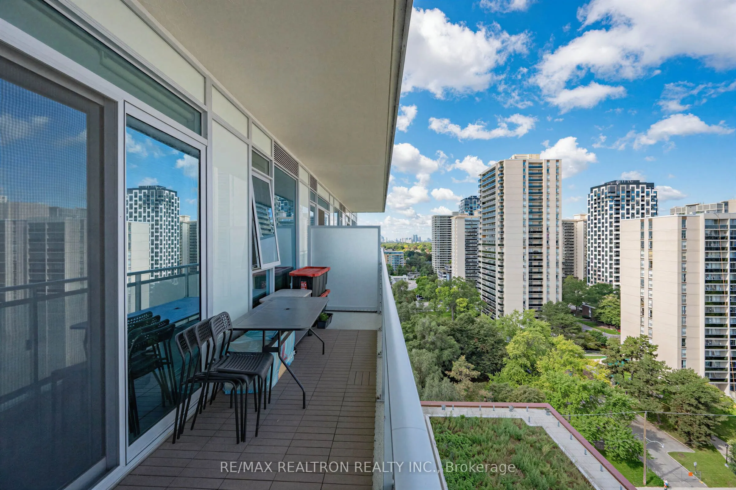1830 Bloor Street W #LPH8