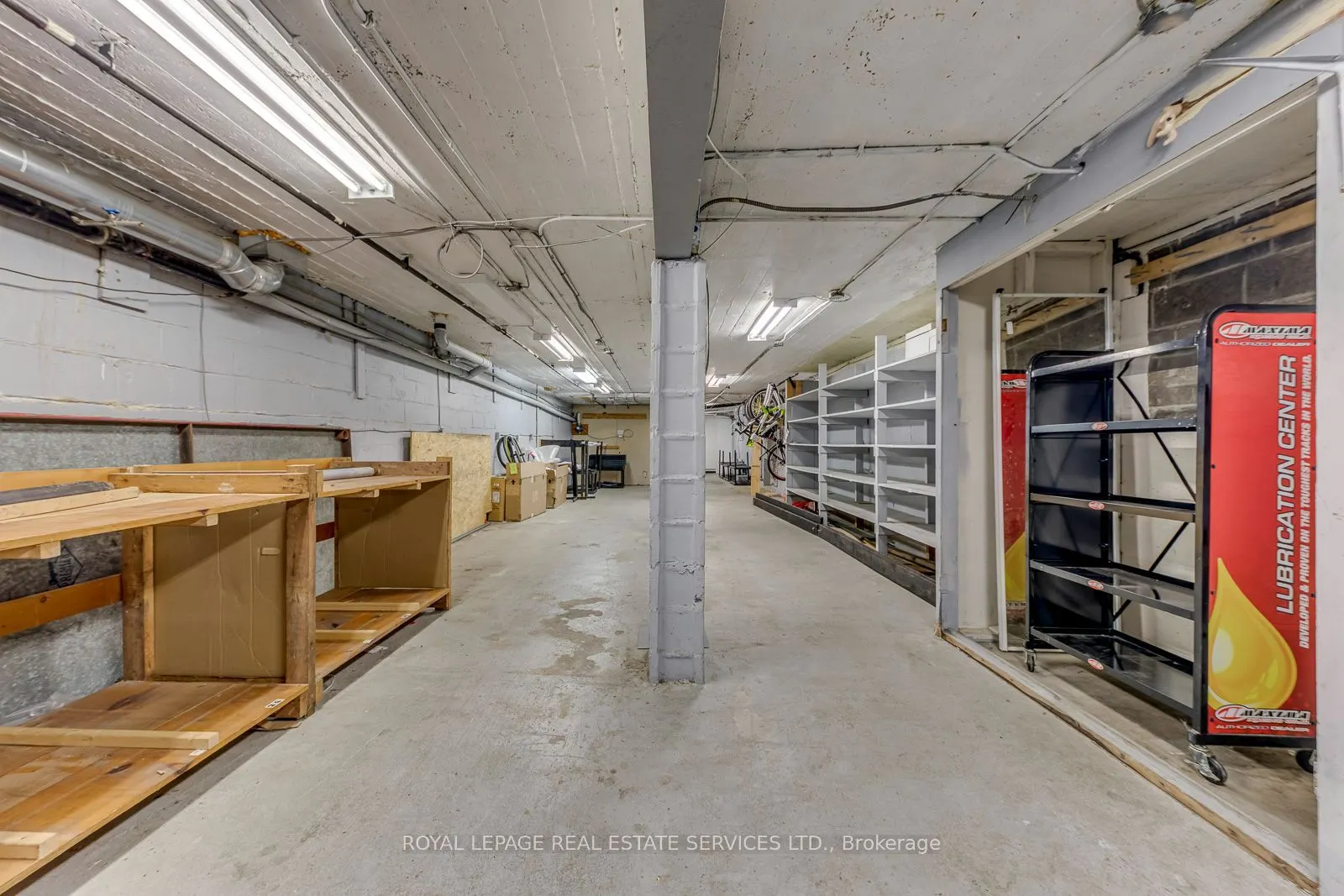 3267 Lake Shore Boulevard W