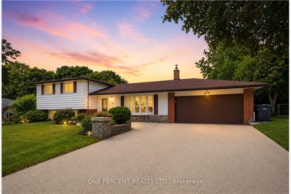 25 Hilltop Drive