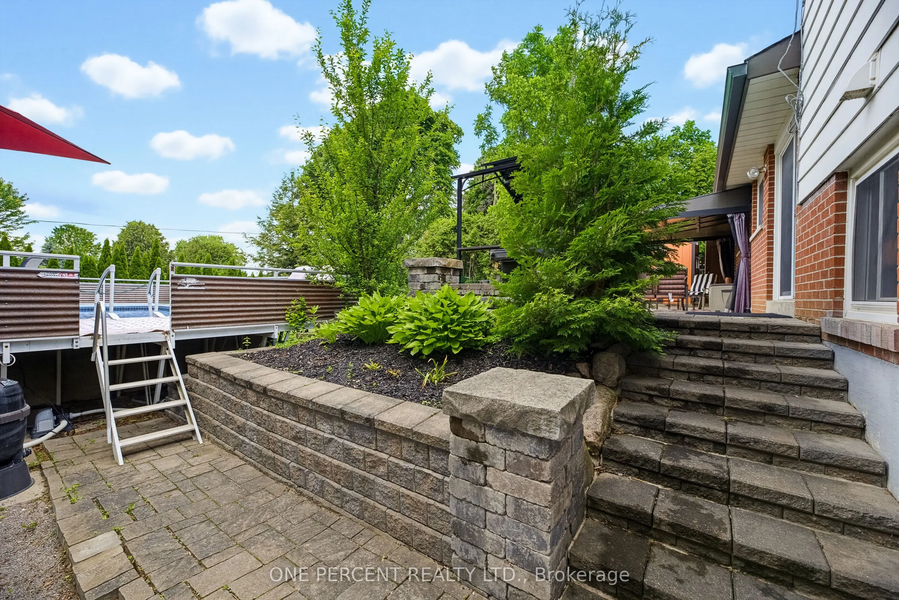 25 Hilltop Drive
