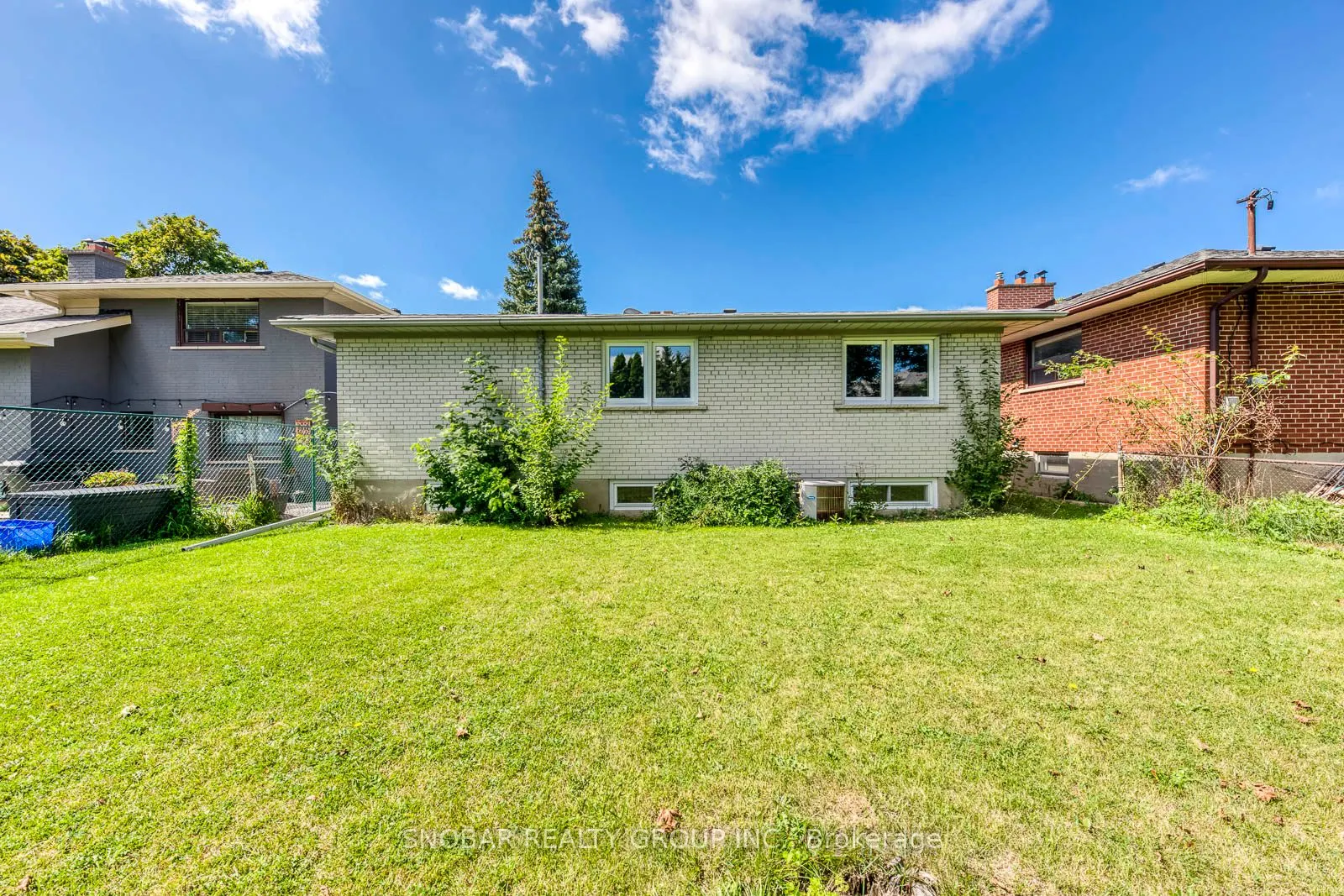 99 Sun Row Drive