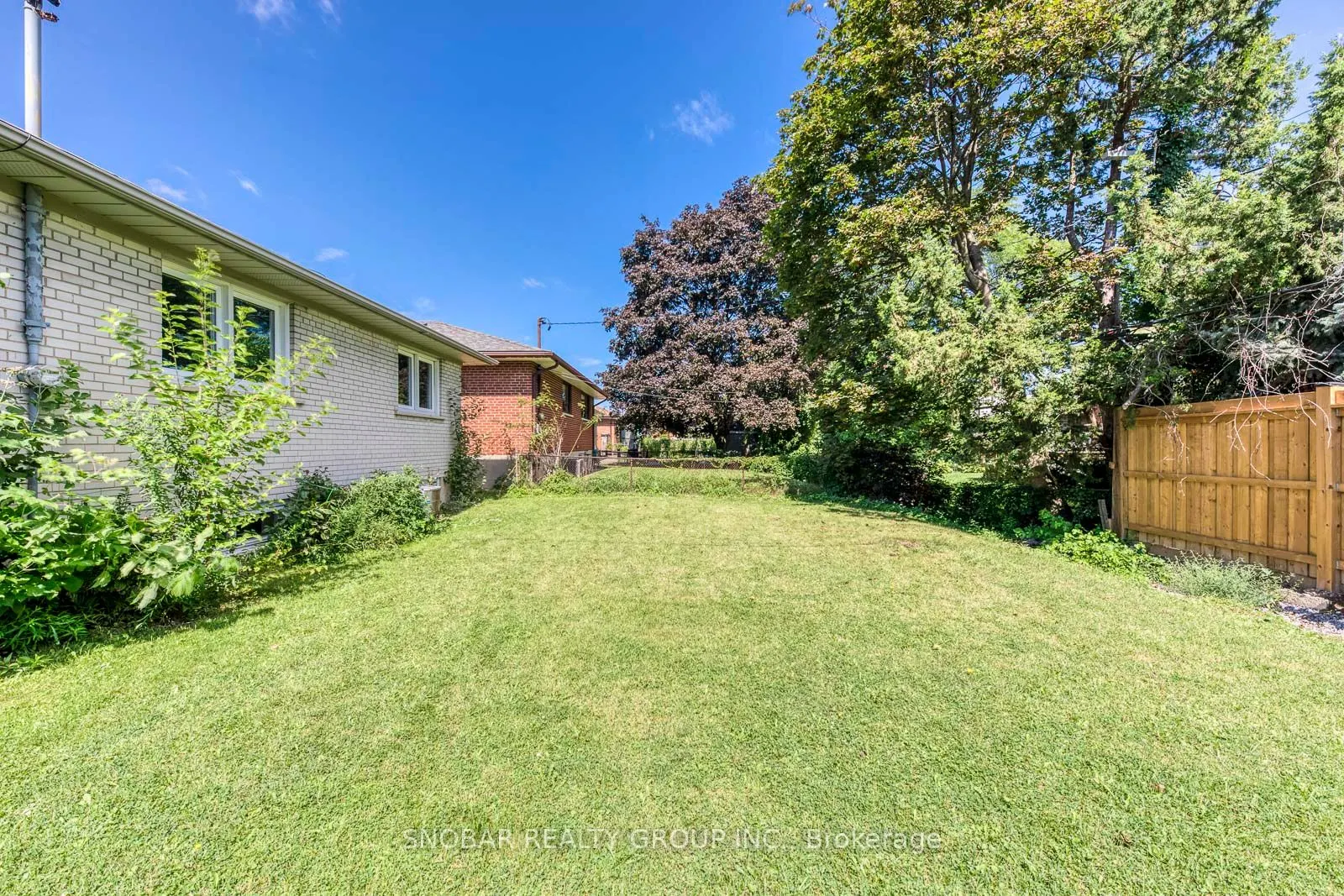 99 Sun Row Drive