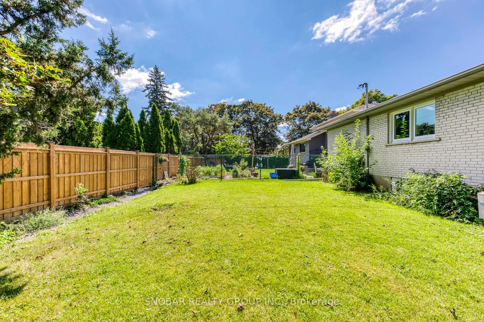 99 Sun Row Drive