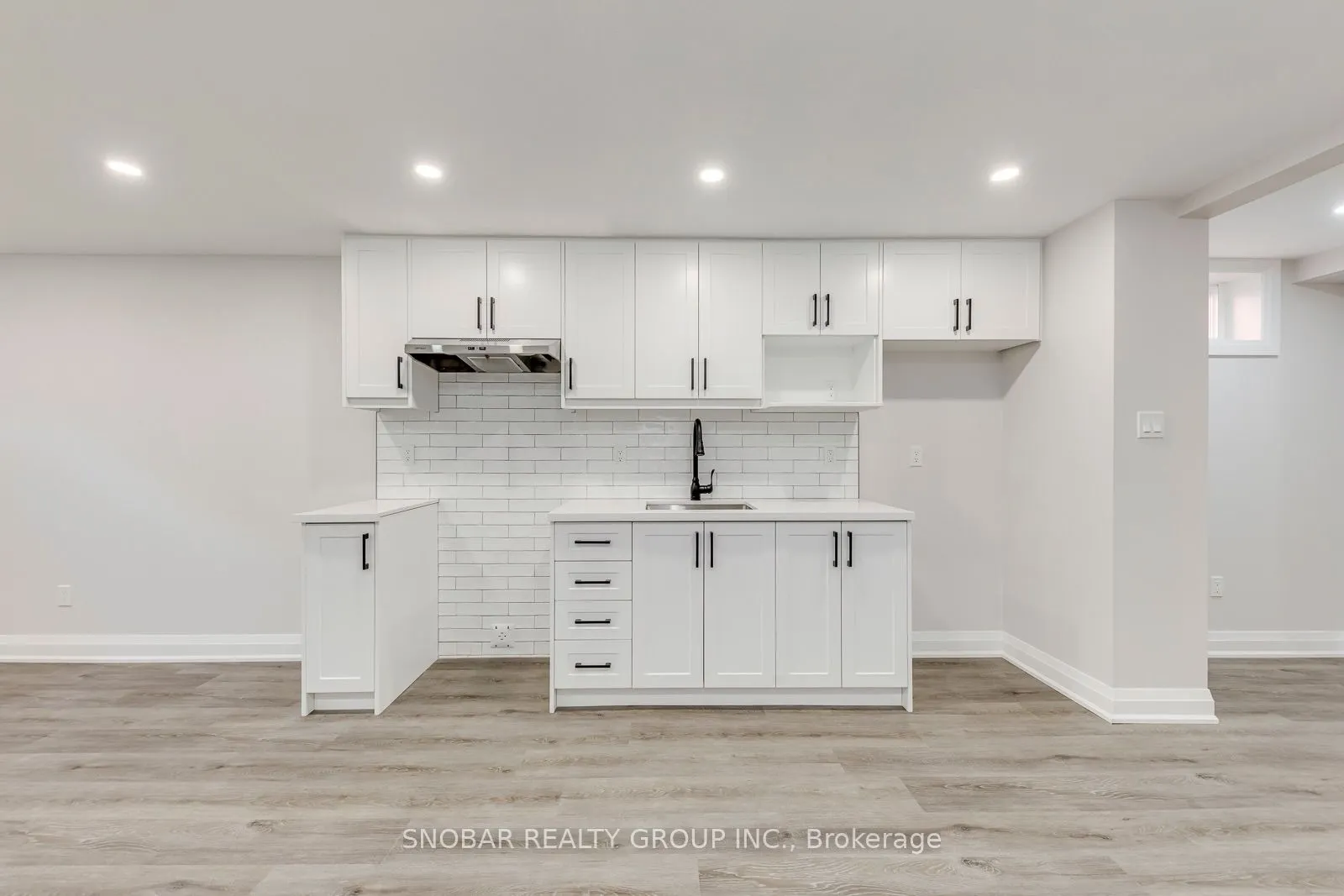 99 Sun Row Drive