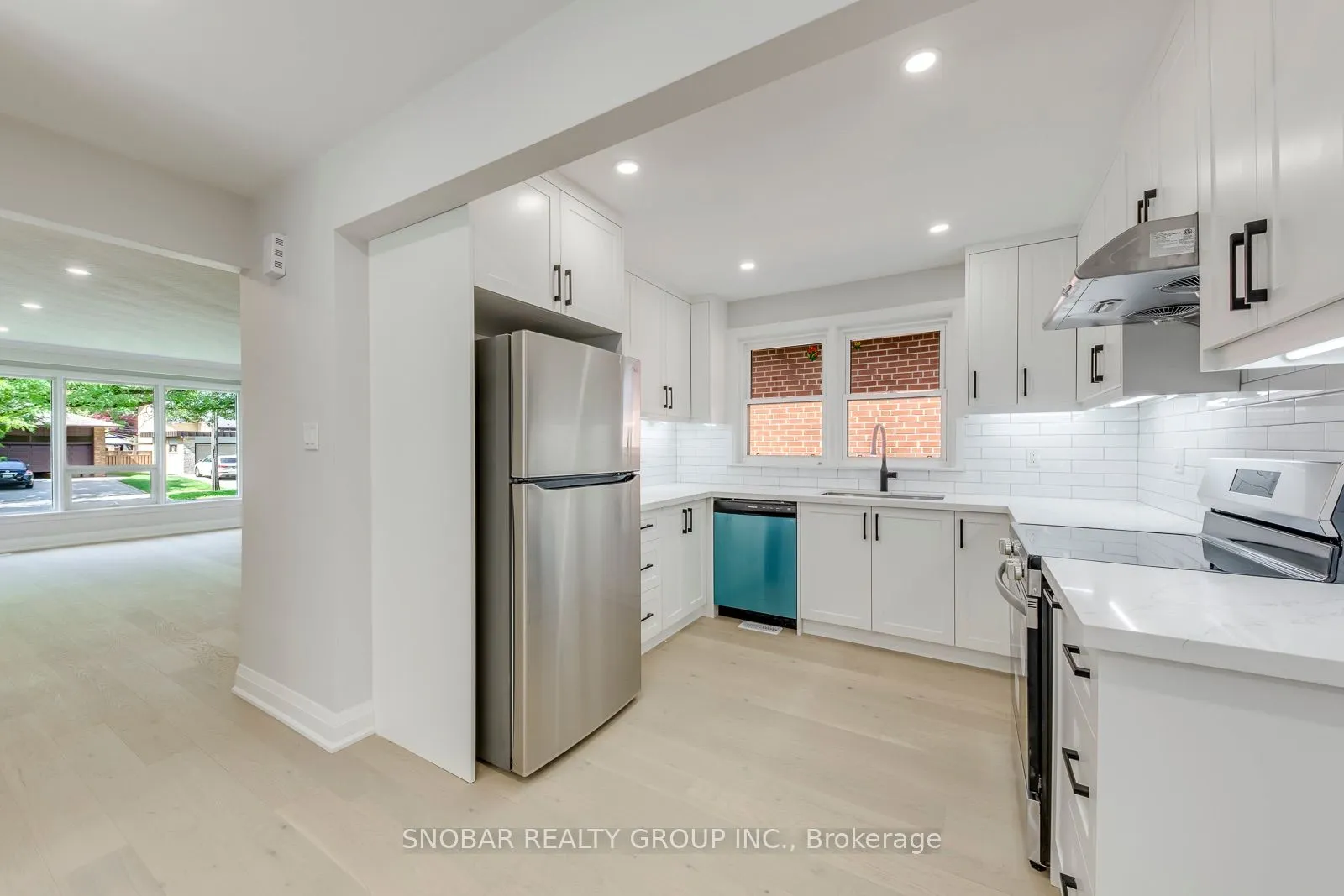 99 Sun Row Drive