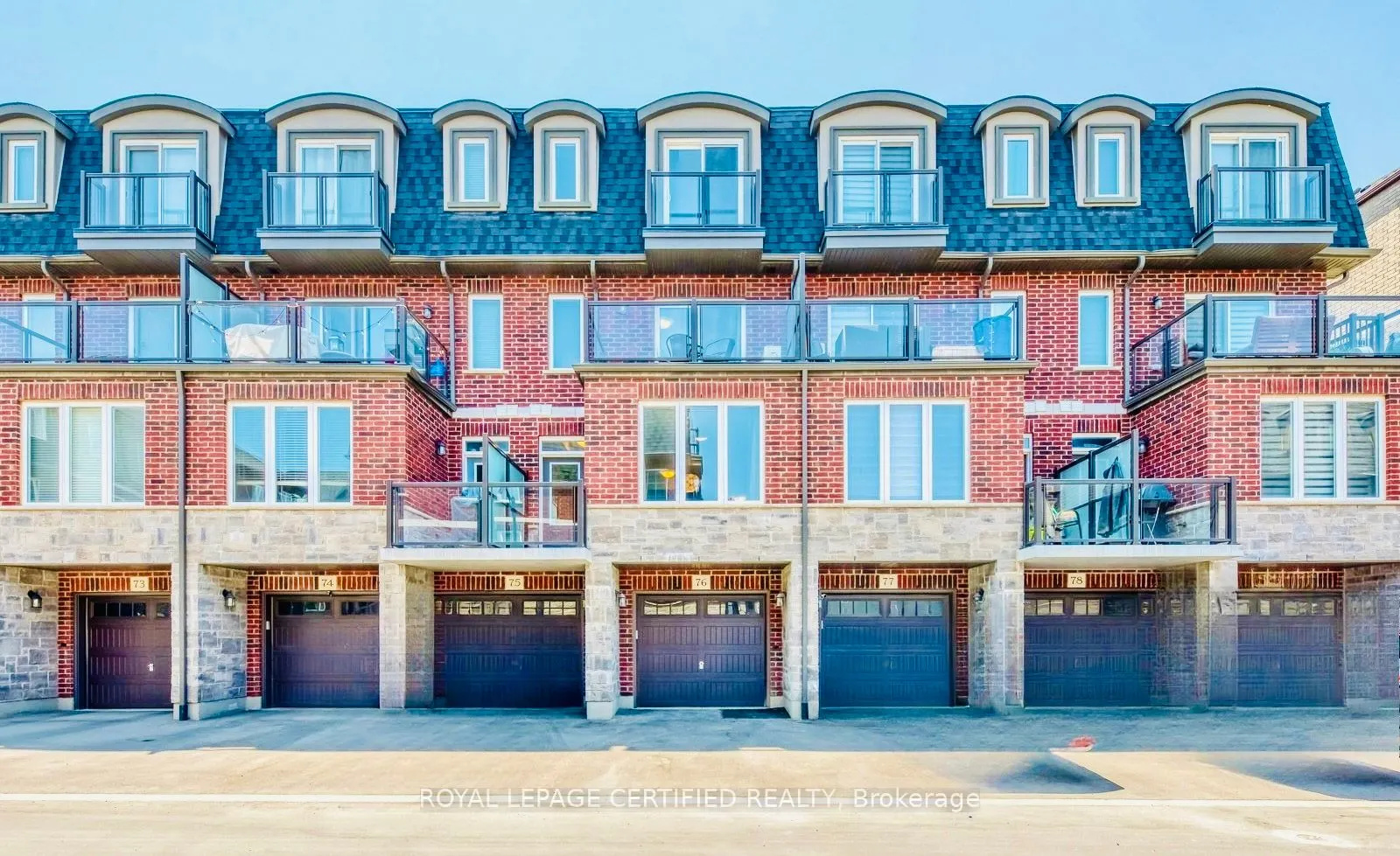 445 Ontario Street S #76