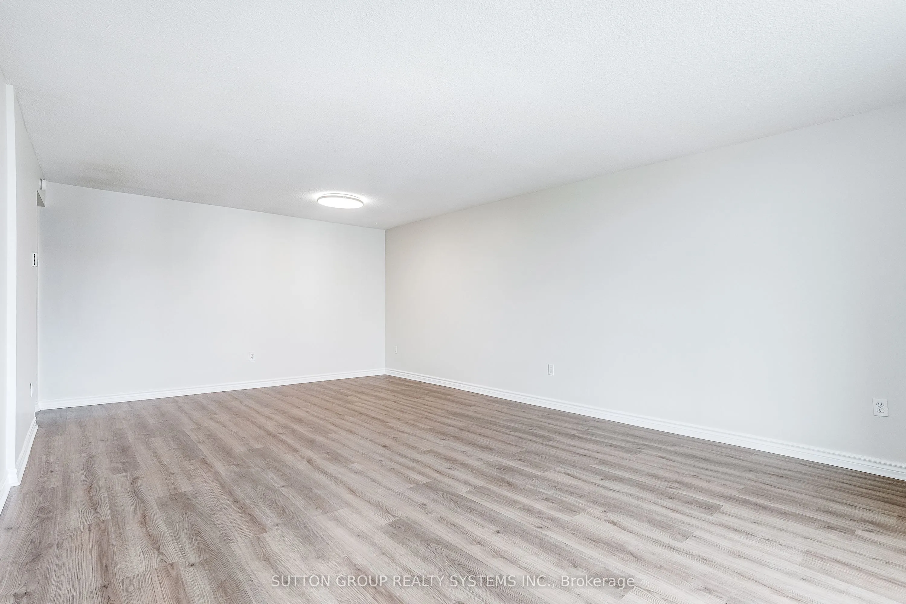 1100 Caven Street #1211