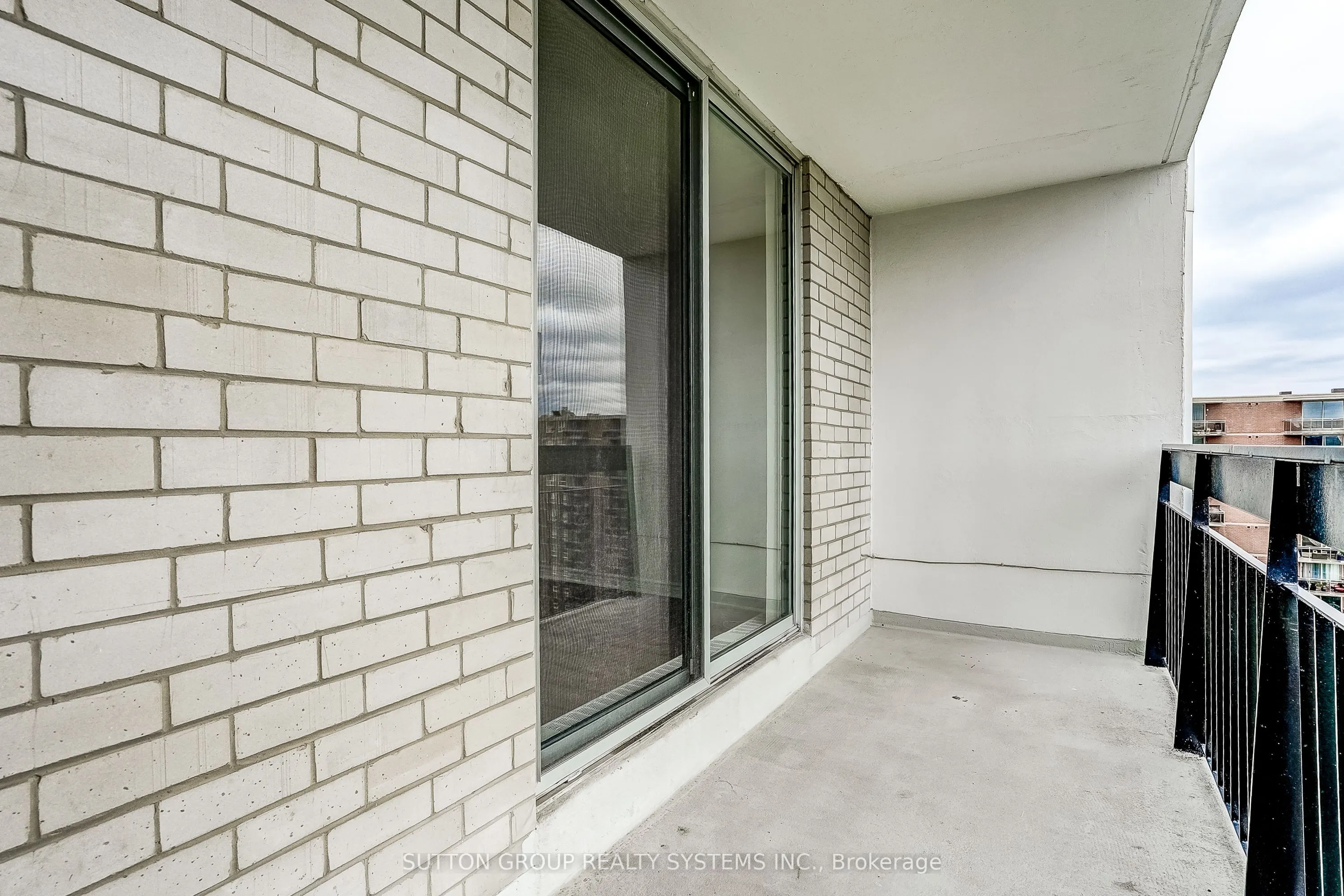 1100 Caven Street #1211