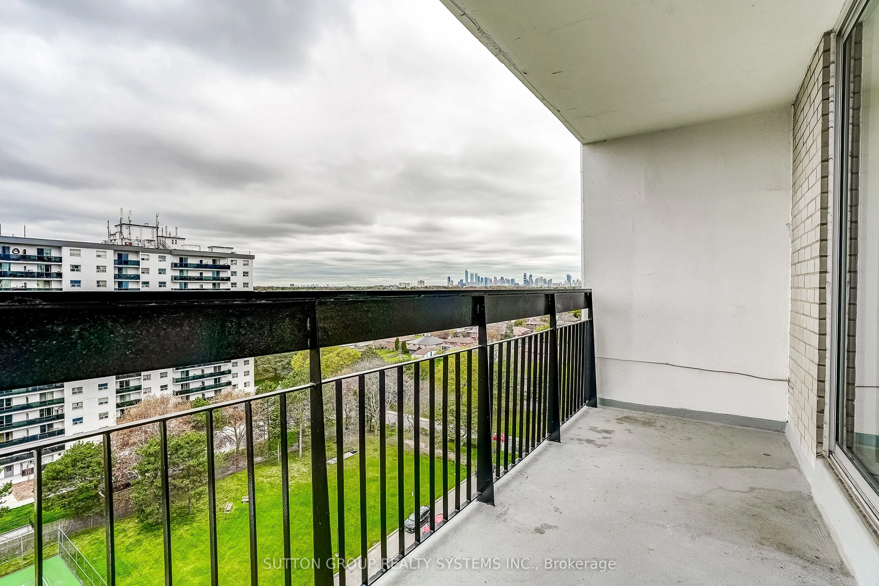 1100 Caven Street #1211