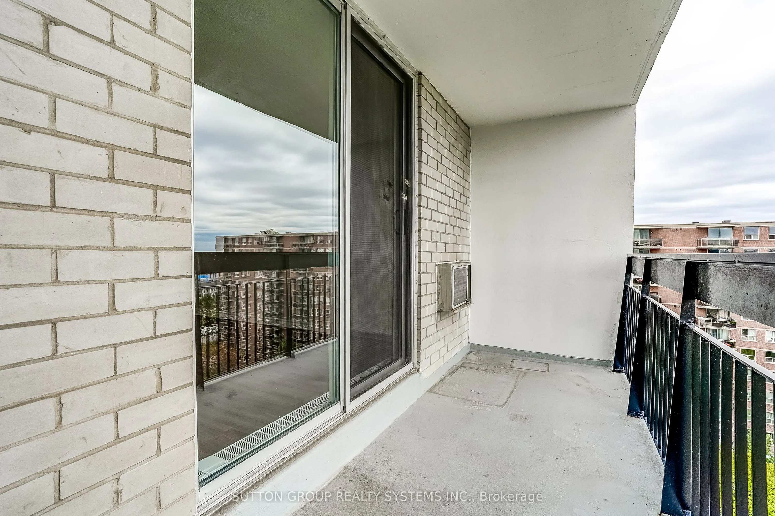 1100 Caven Street #1211