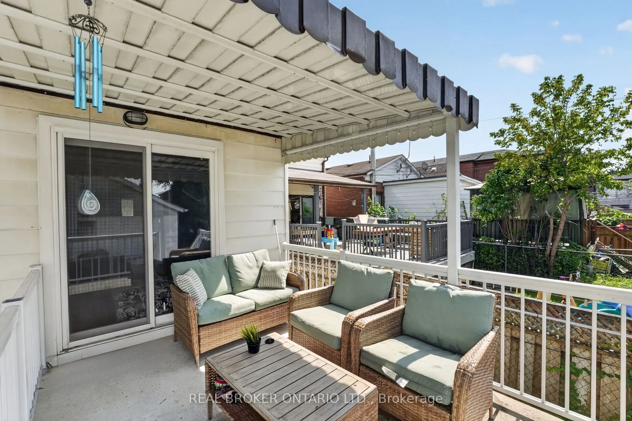 238 Chambers Avenue