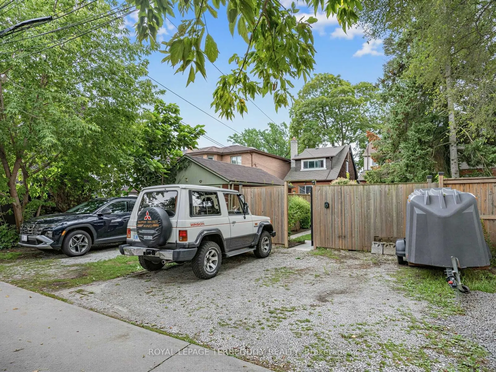 22 Montye Avenue