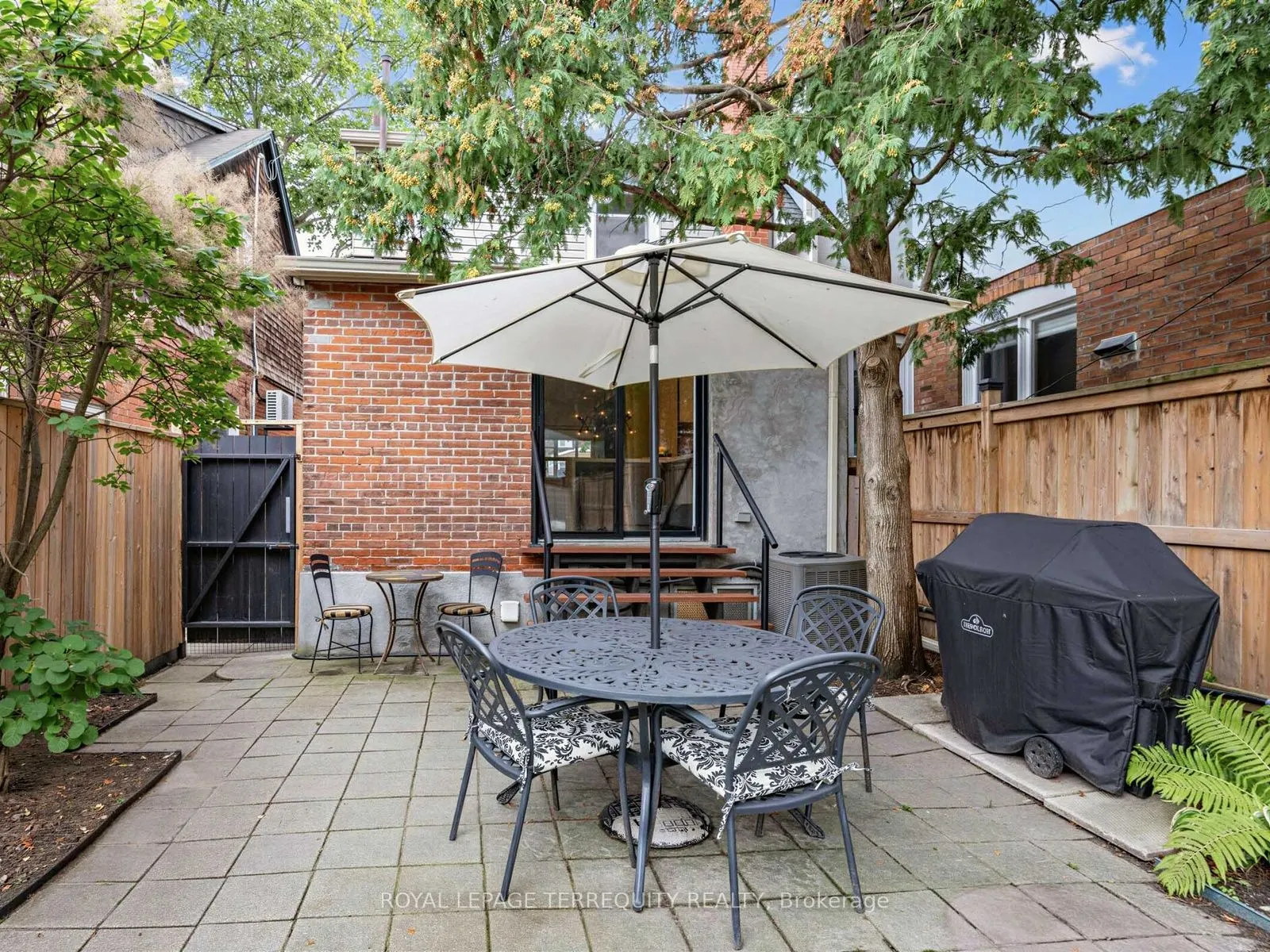 22 Montye Avenue