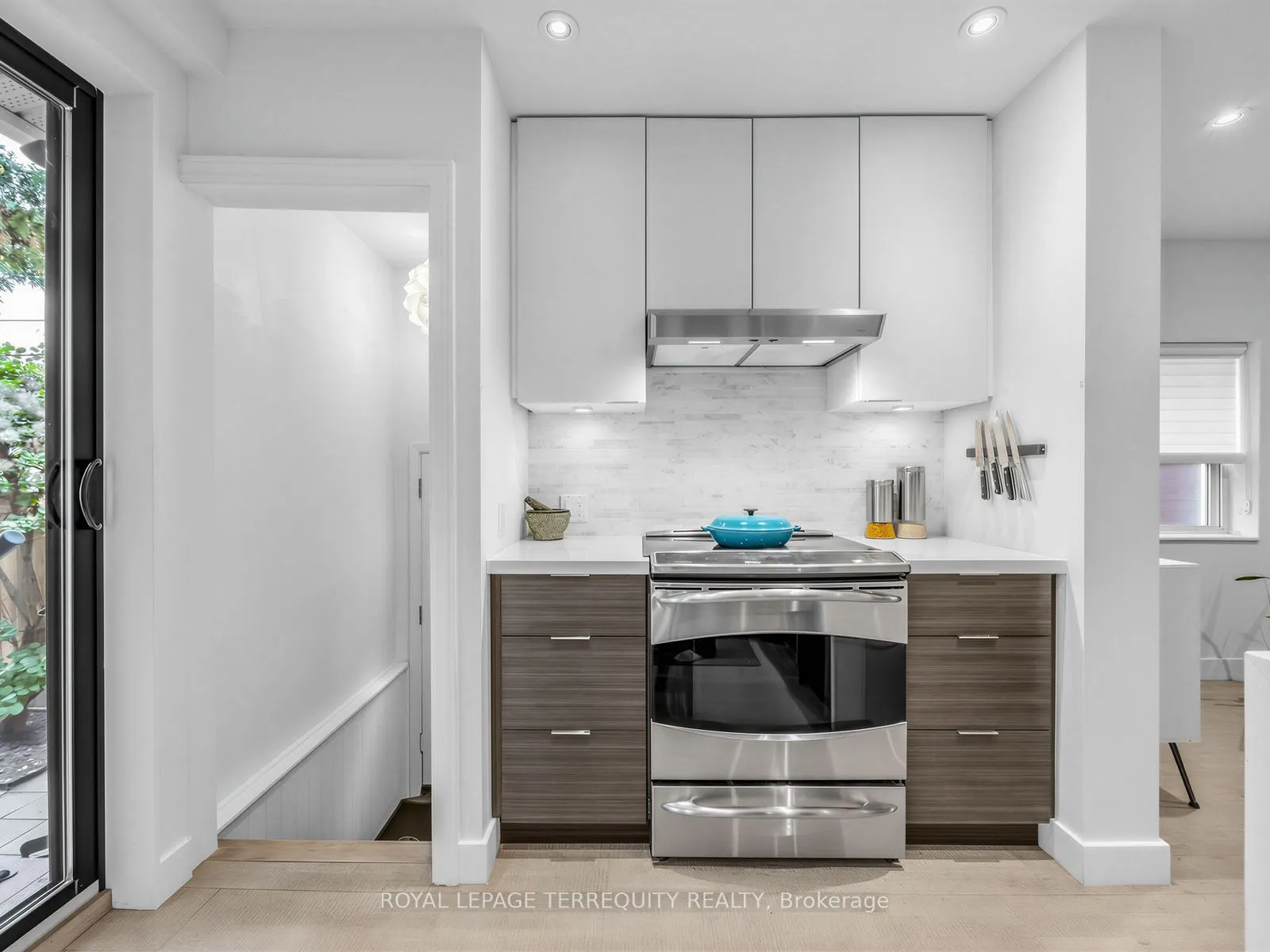 22 Montye Avenue