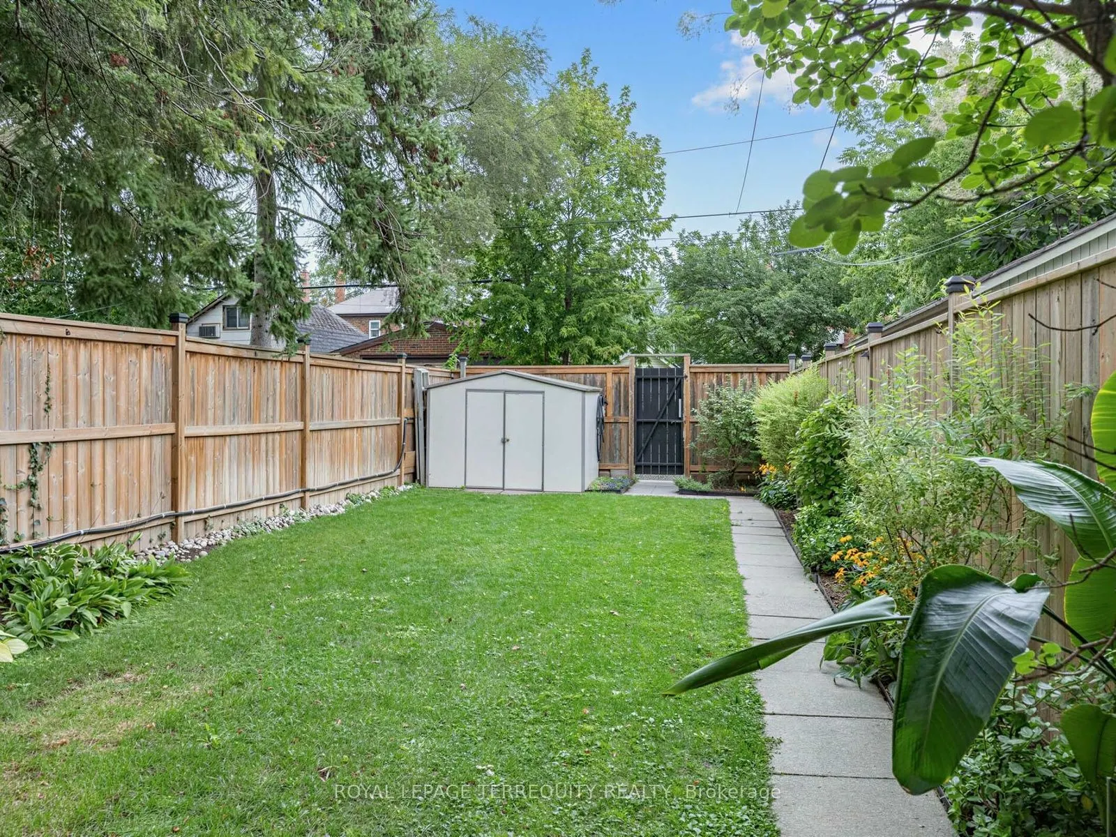22 Montye Avenue
