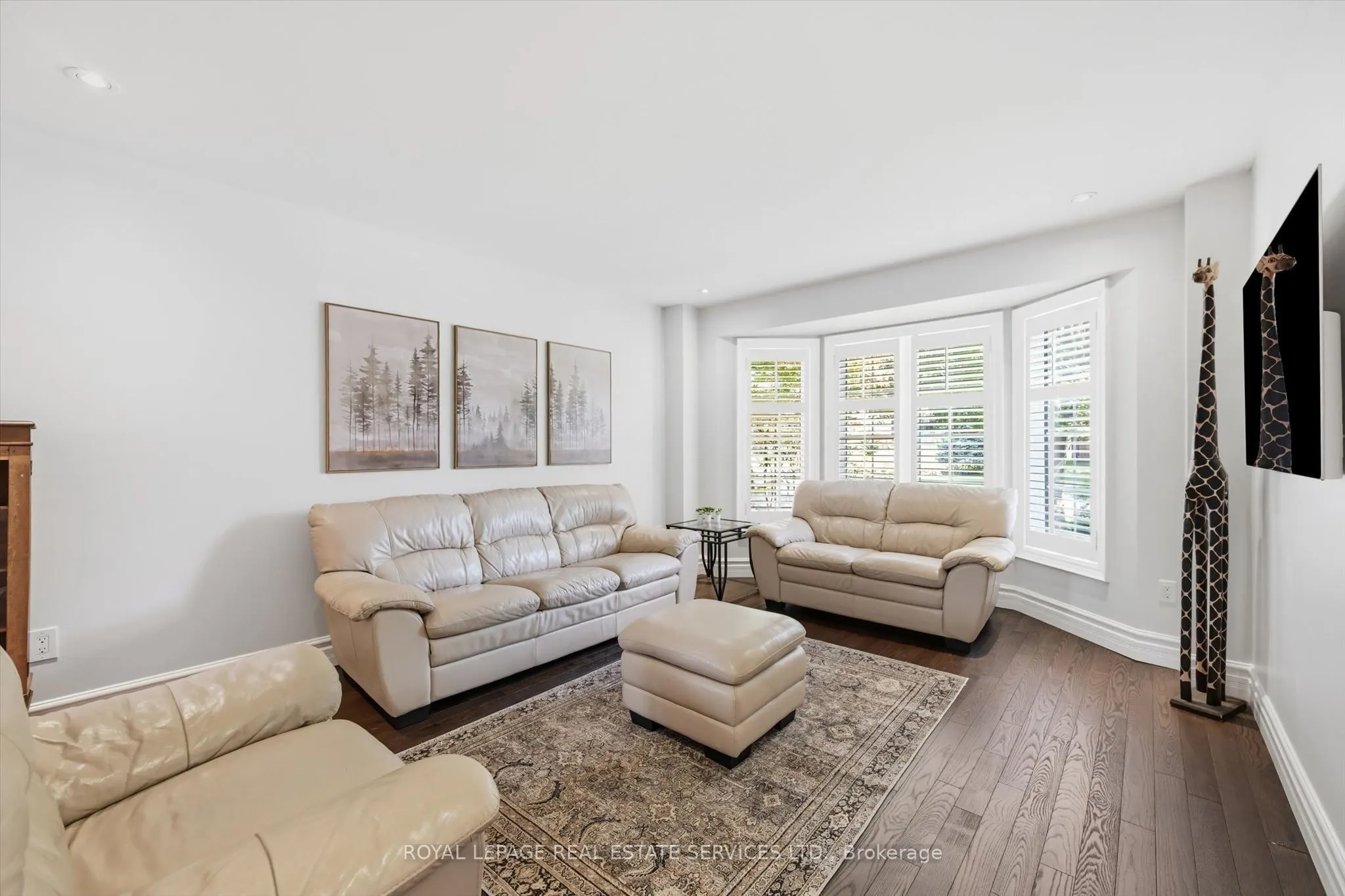 1170 Giles Gate