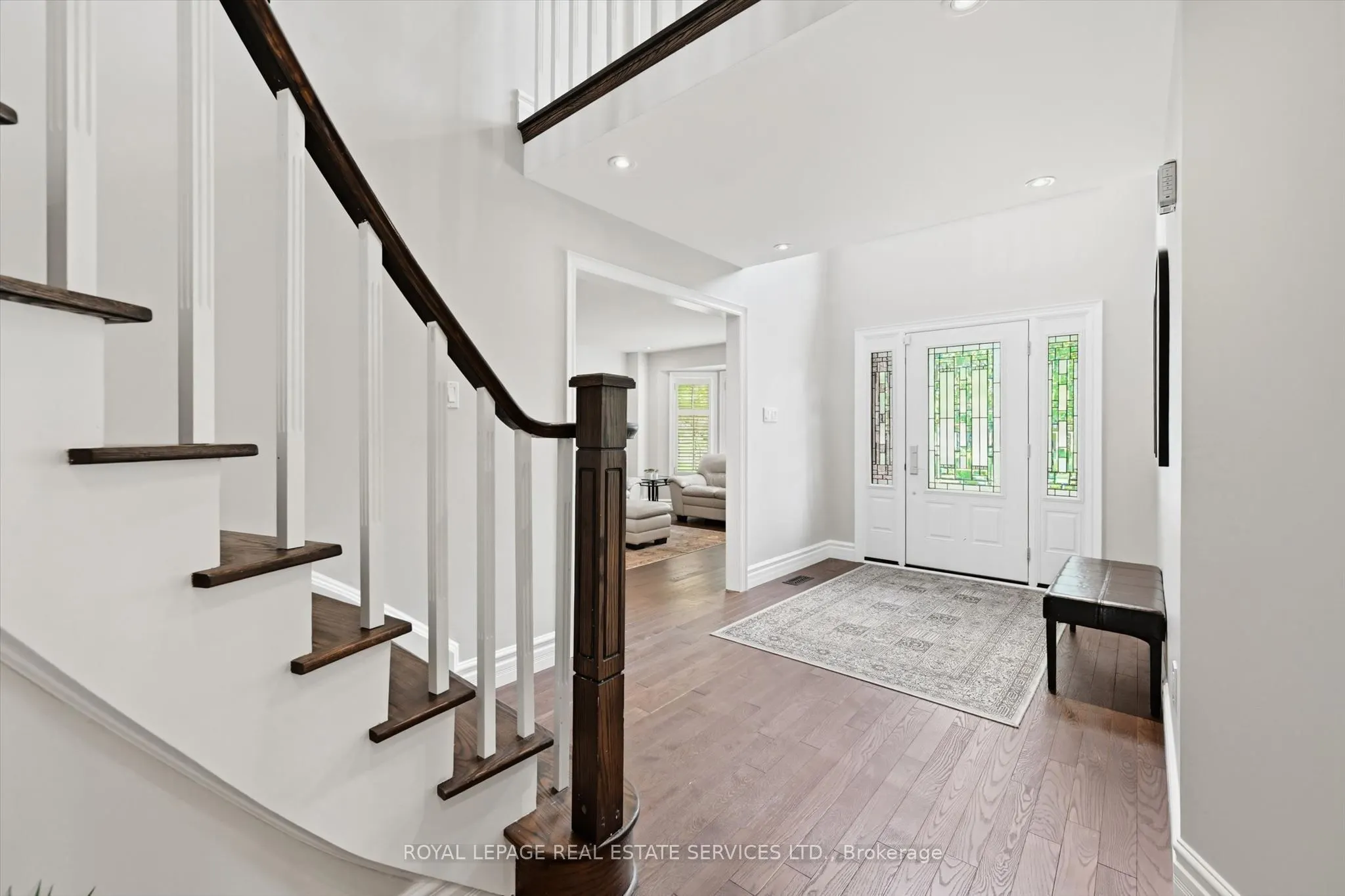 1170 Giles Gate