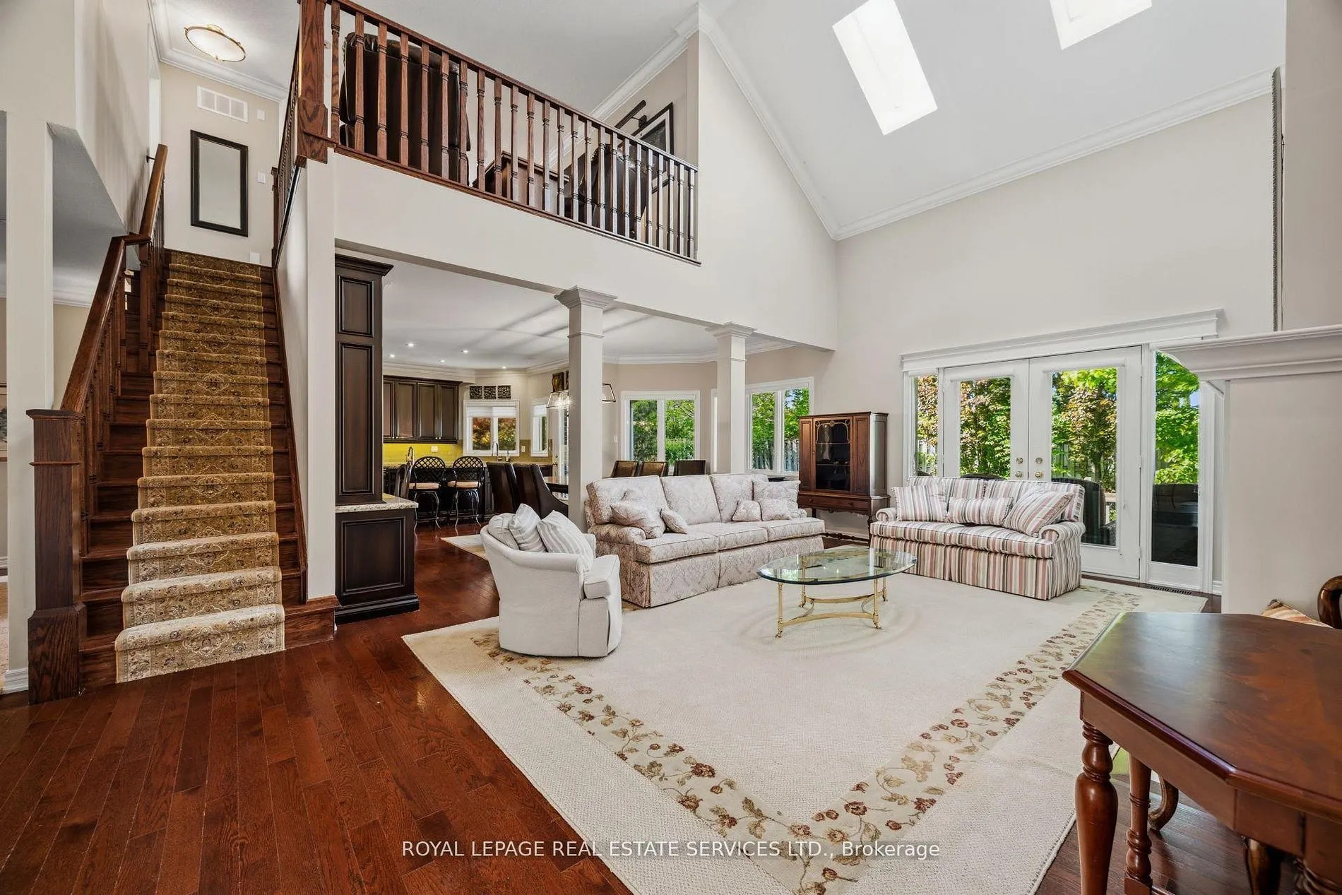 2130 Dickson Road #10