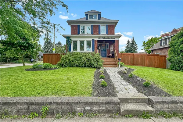 976 Lasalle Park Road