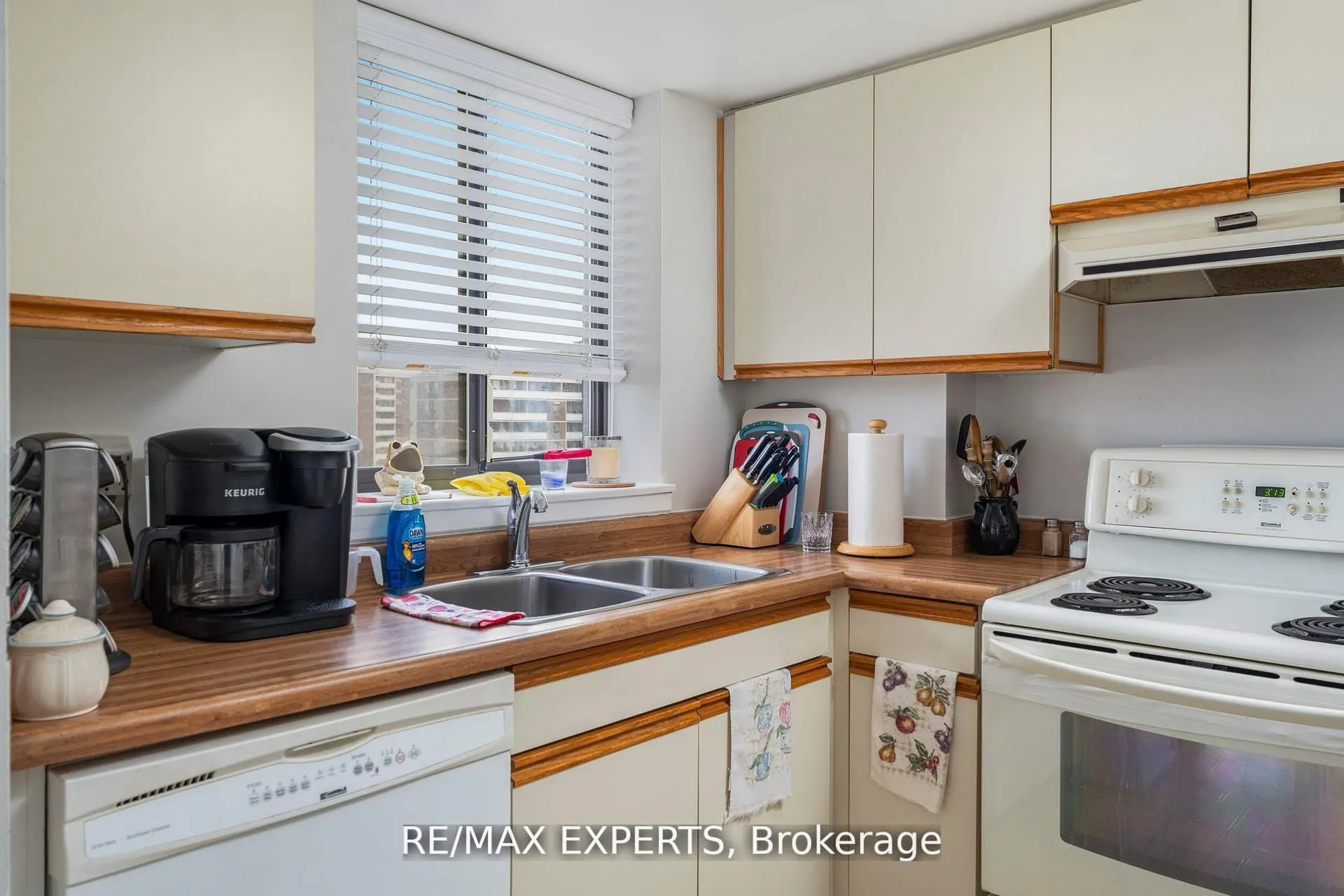 40 Richview Road #1103
