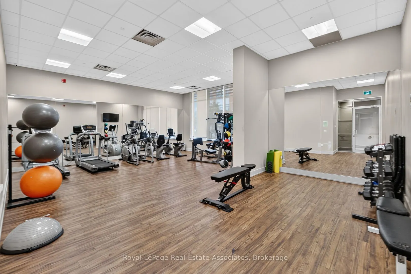 216 Oak Park Boulevard #214