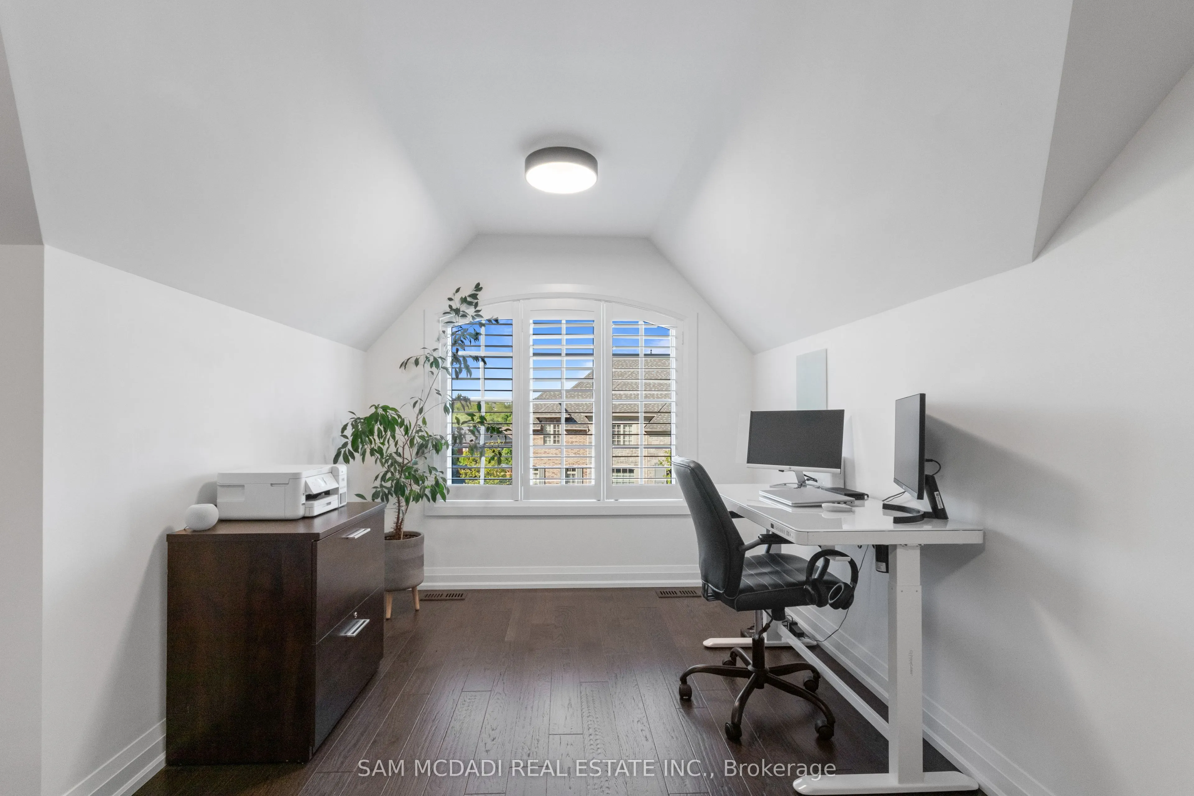 46 Foxtail Court