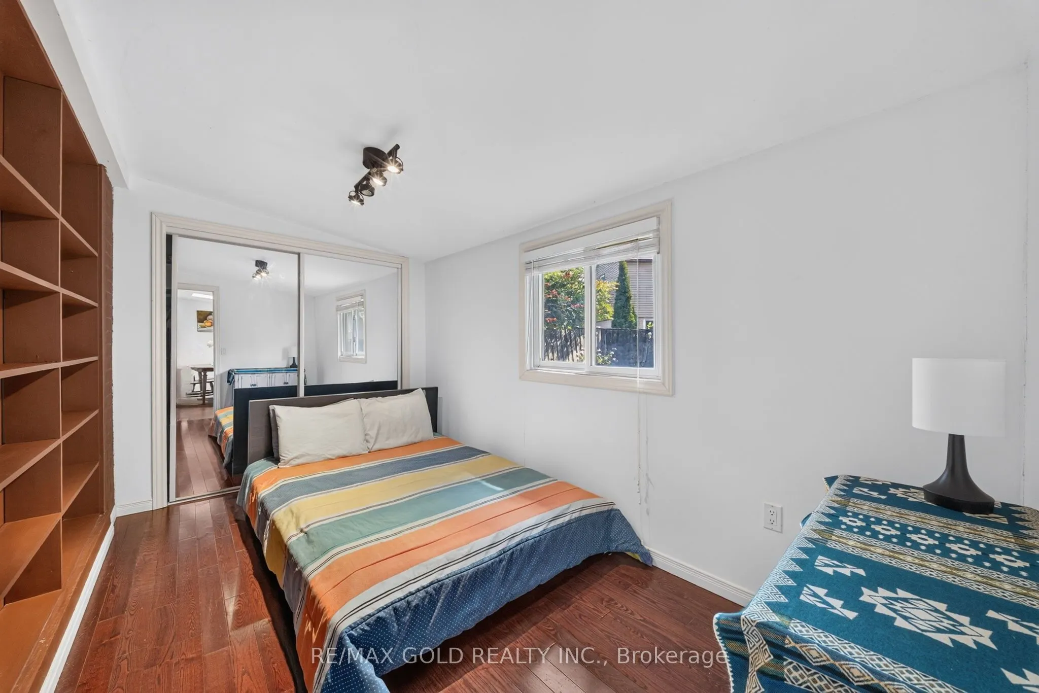 10 Jeffrey Street