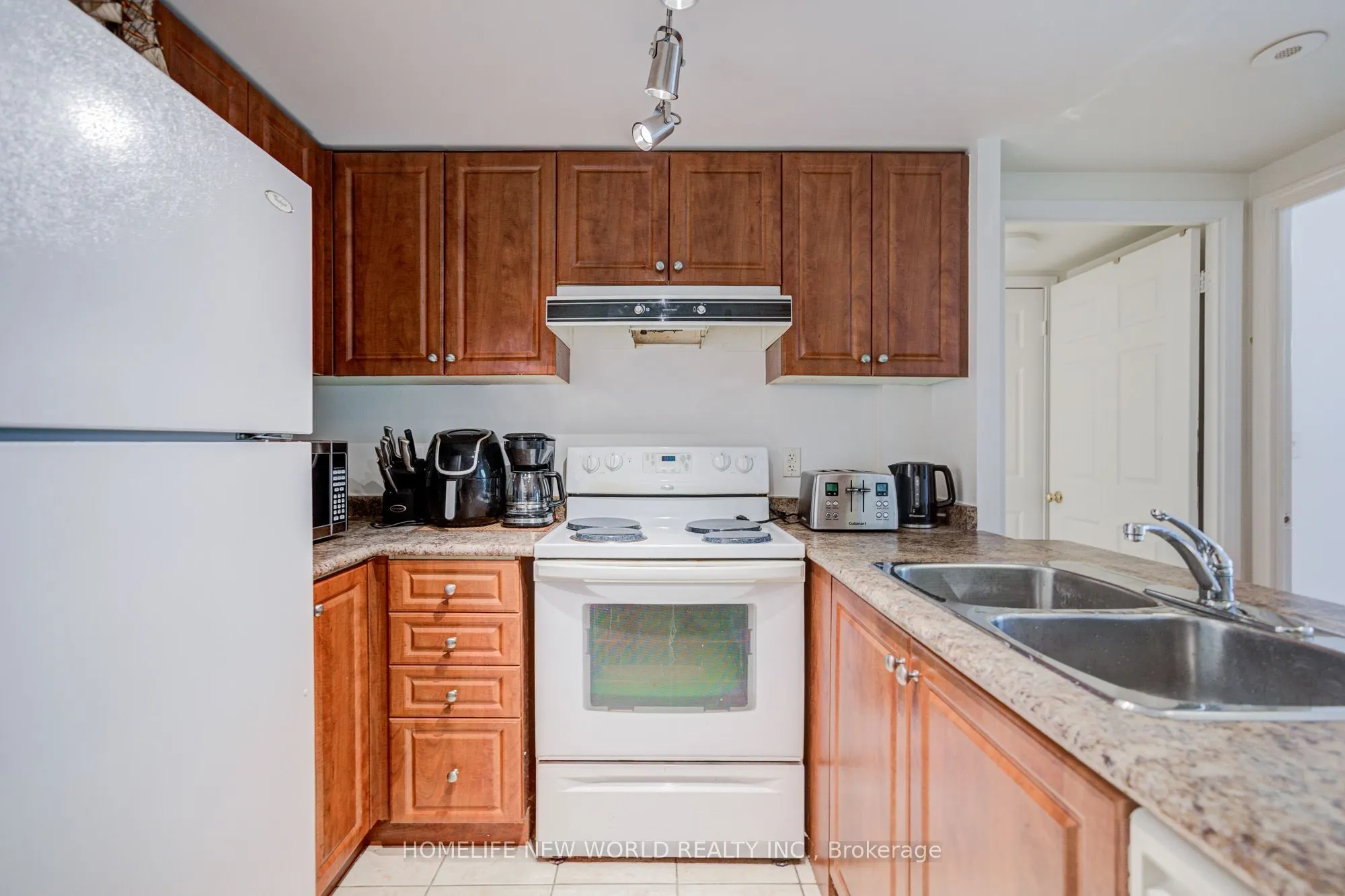 3045 Finch Avenue W #2087