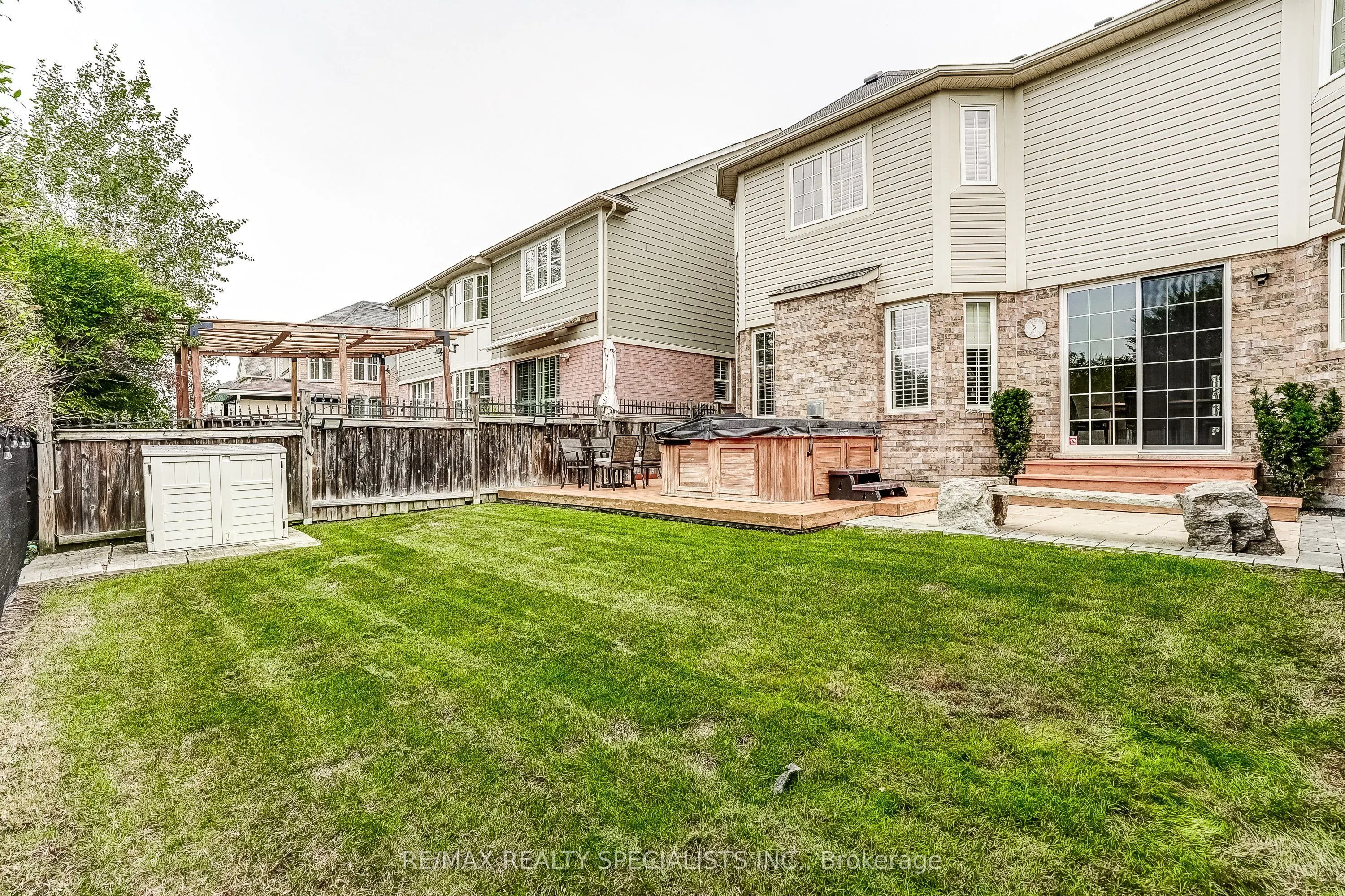 496 Cusick Circle