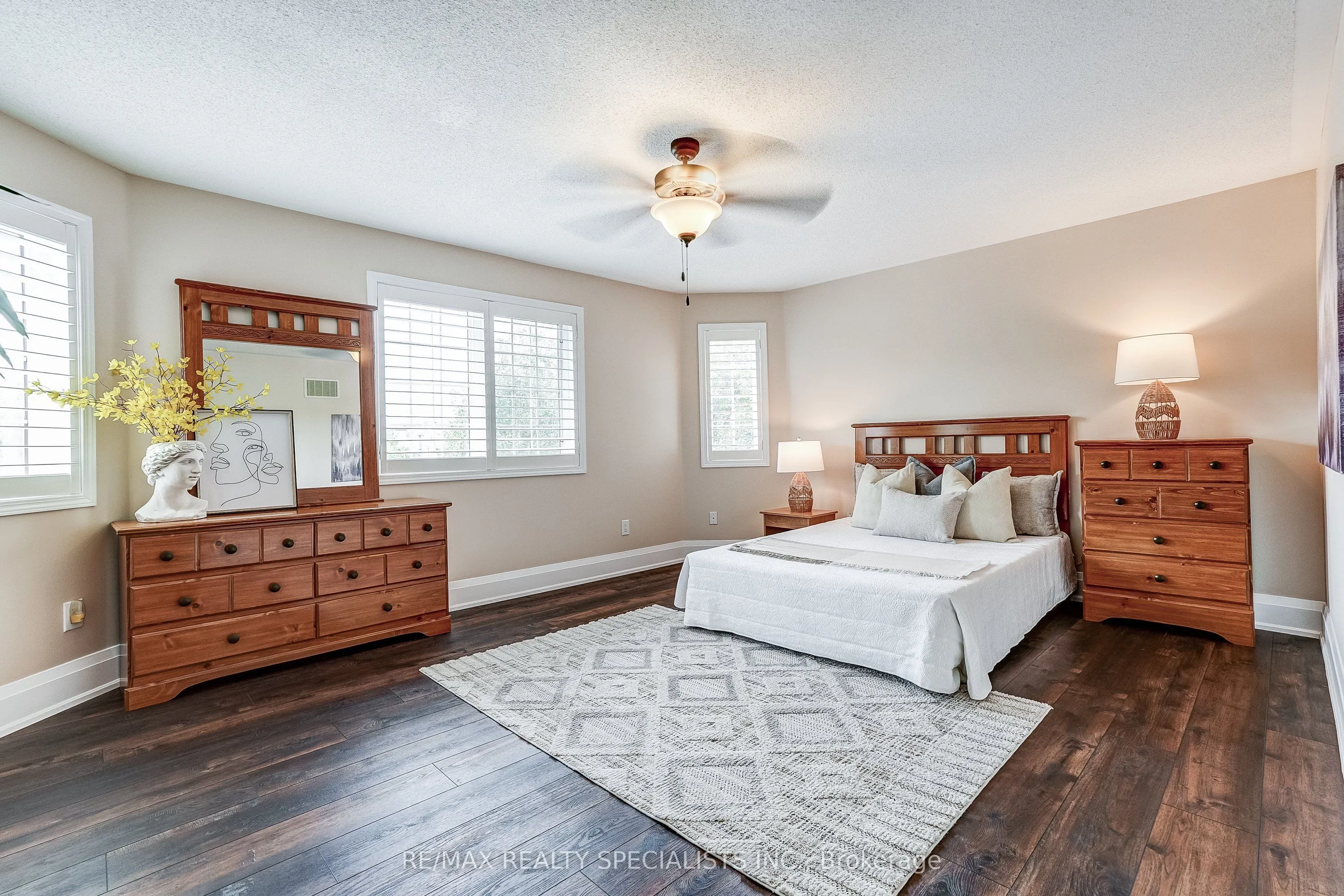 496 Cusick Circle