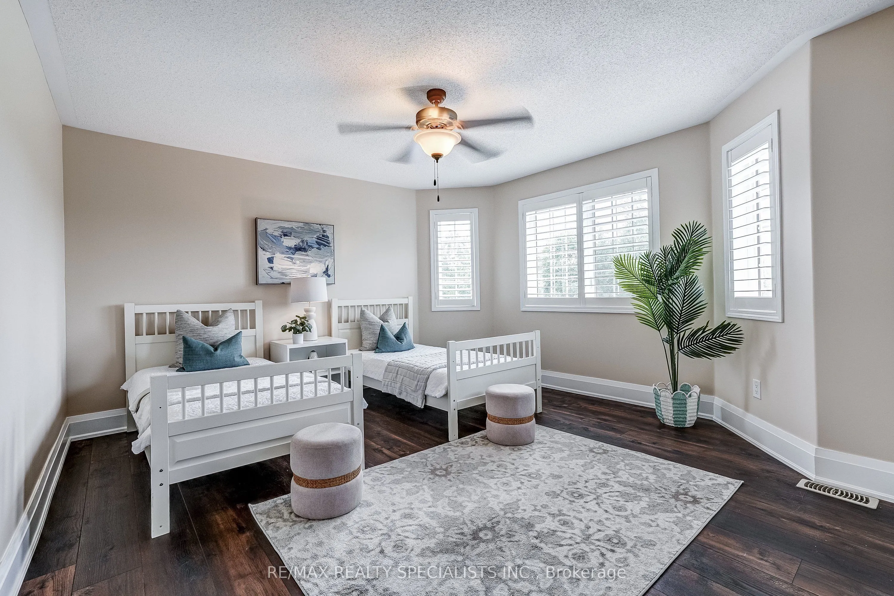 496 Cusick Circle