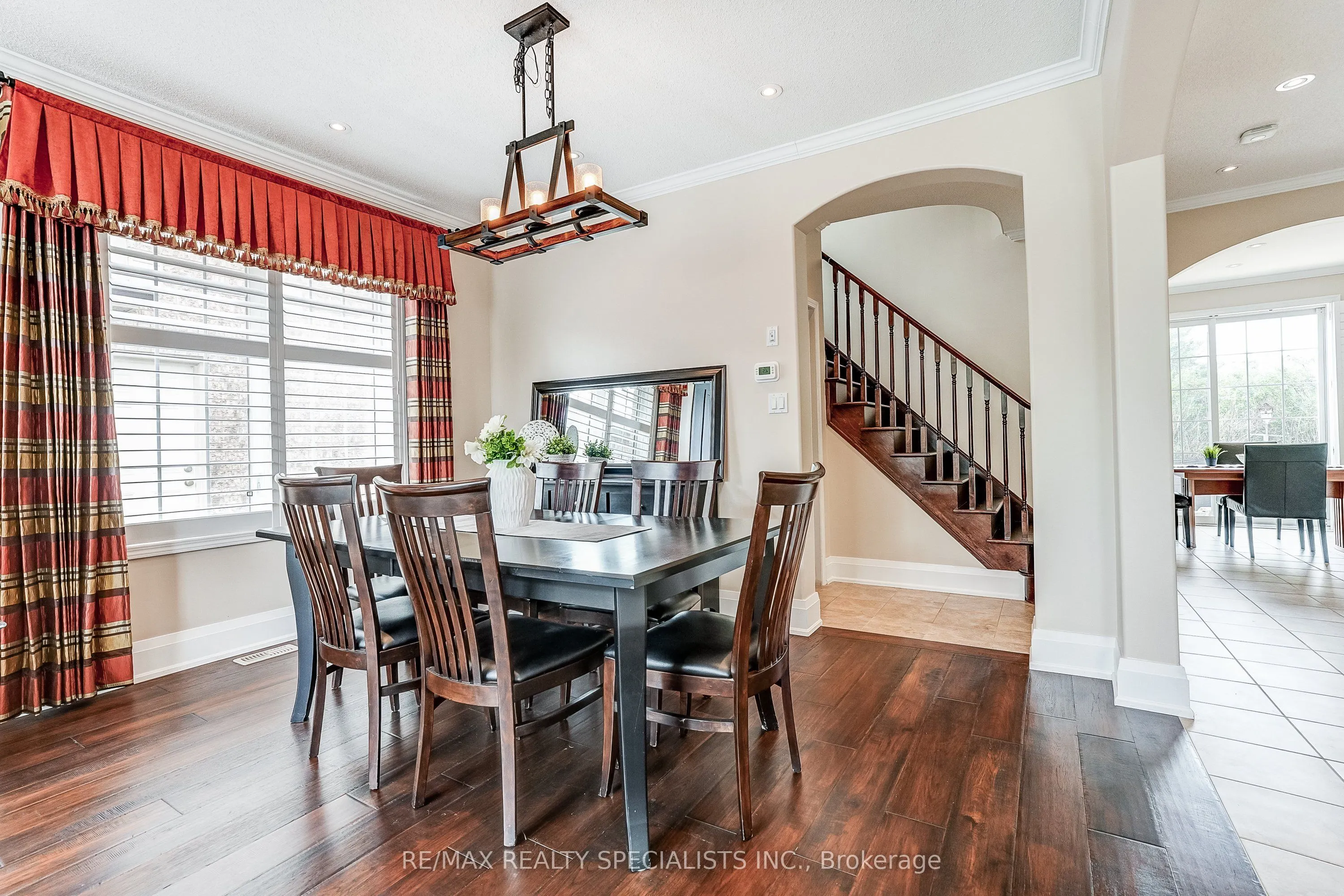 496 Cusick Circle