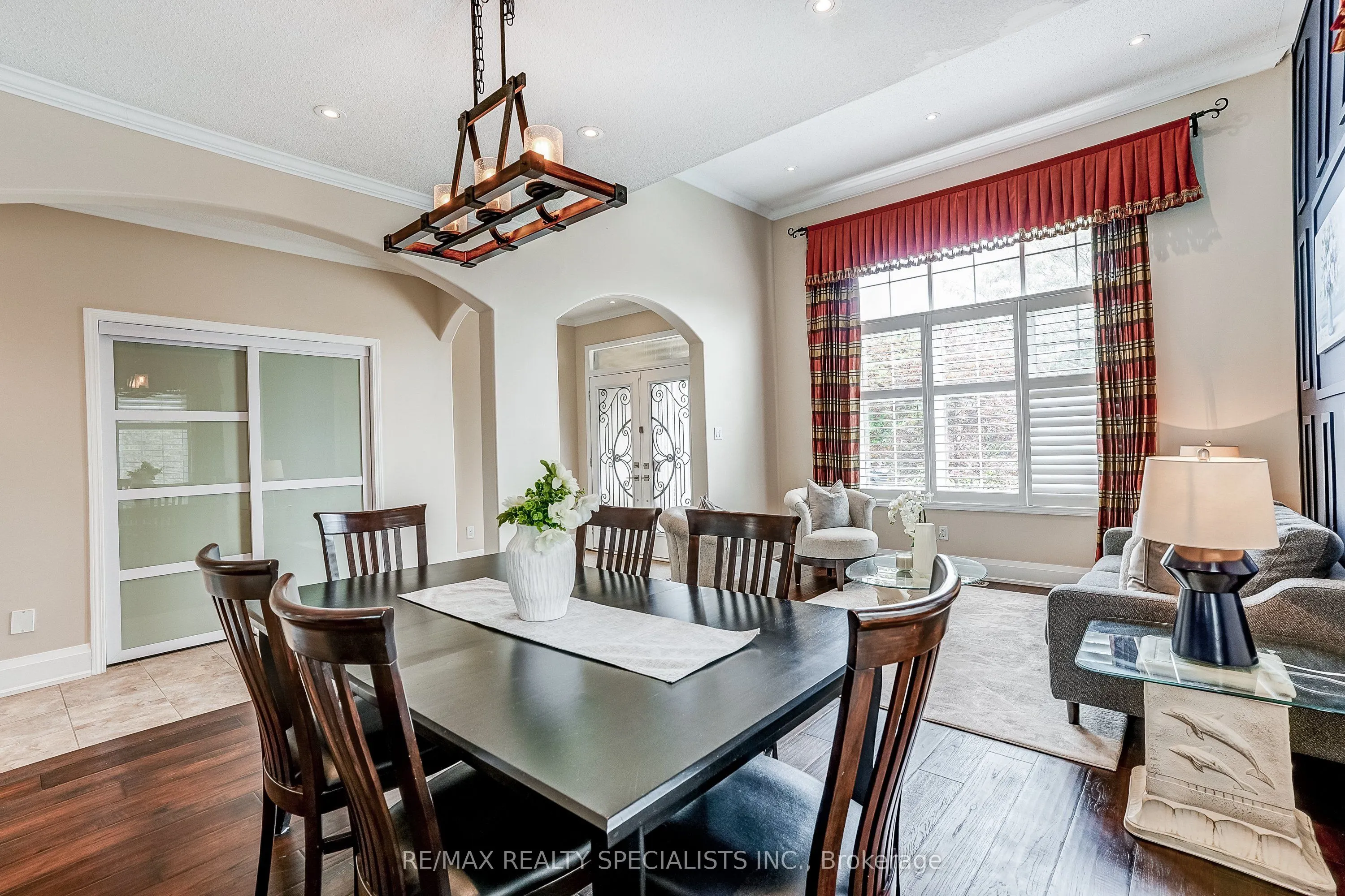 496 Cusick Circle