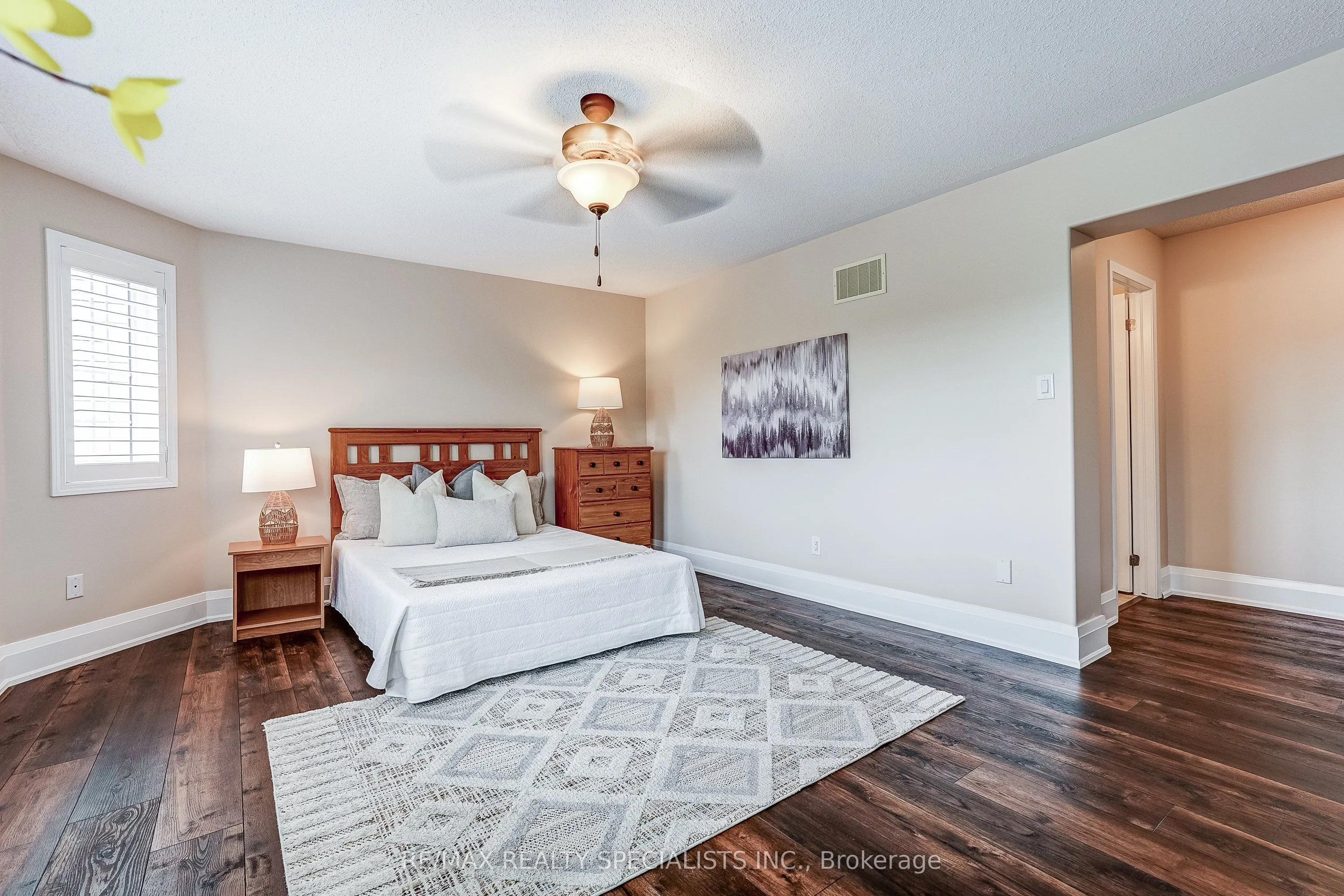 496 Cusick Circle