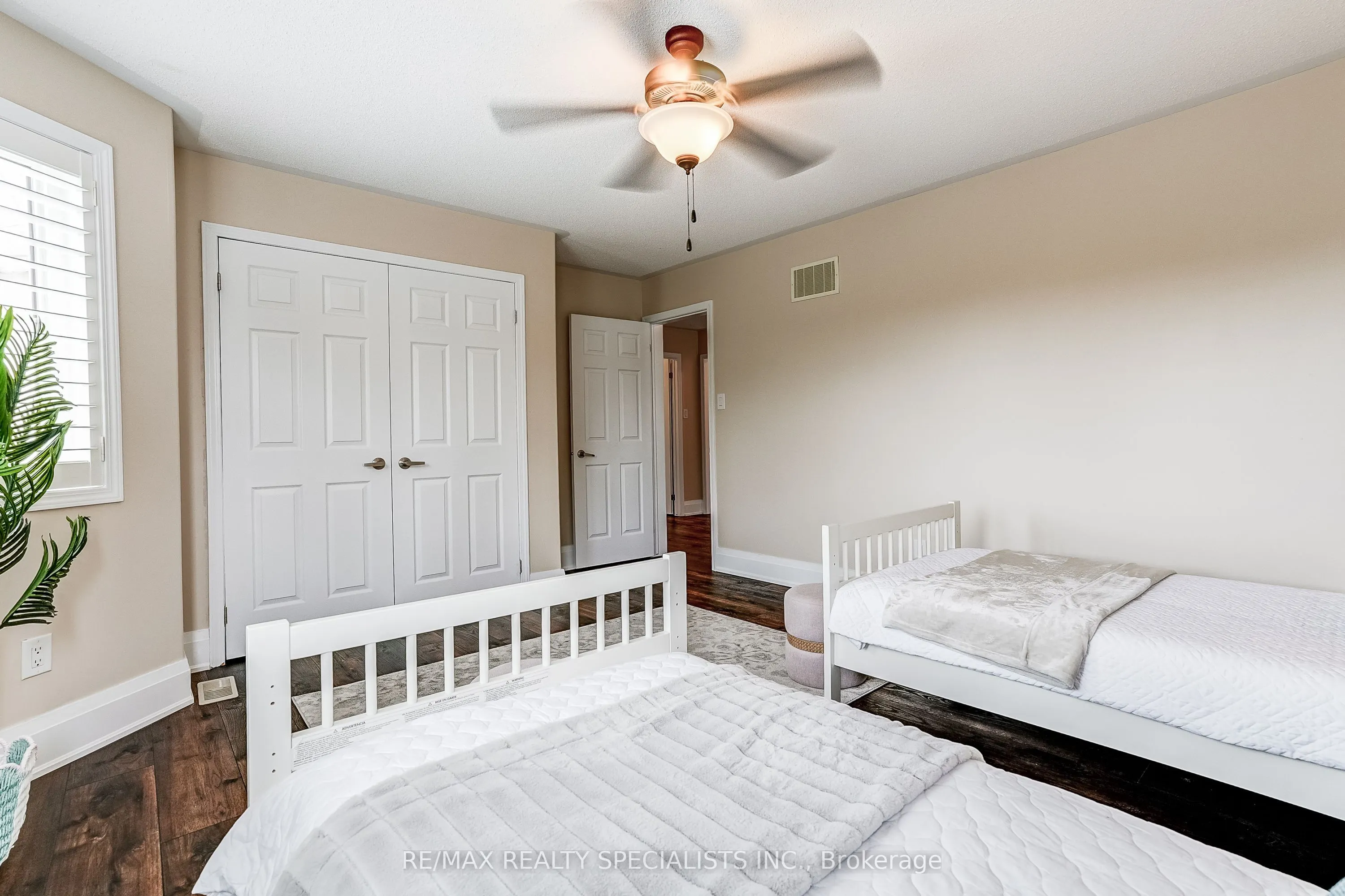 496 Cusick Circle