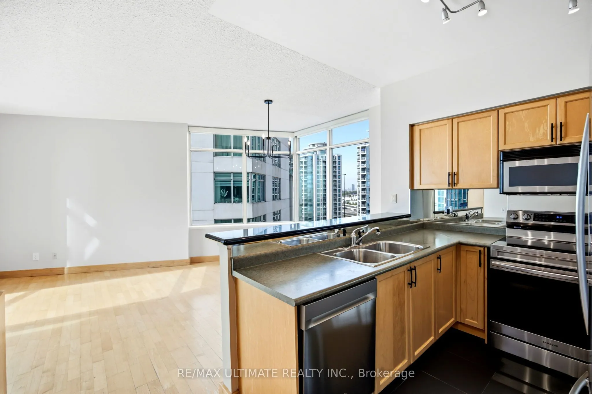 5 Marine Parade Drive #1113