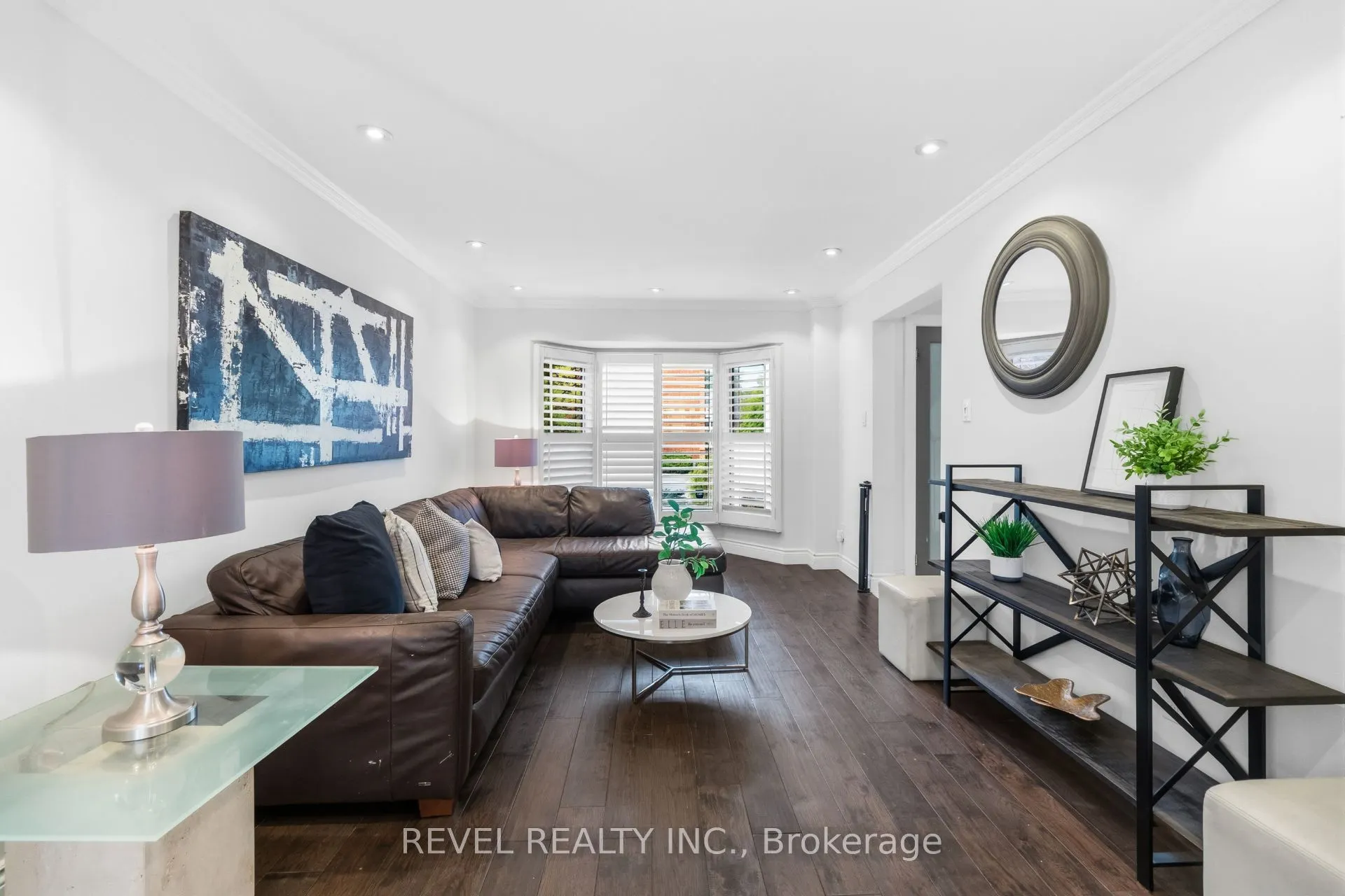 6624 Mockingbird Lane