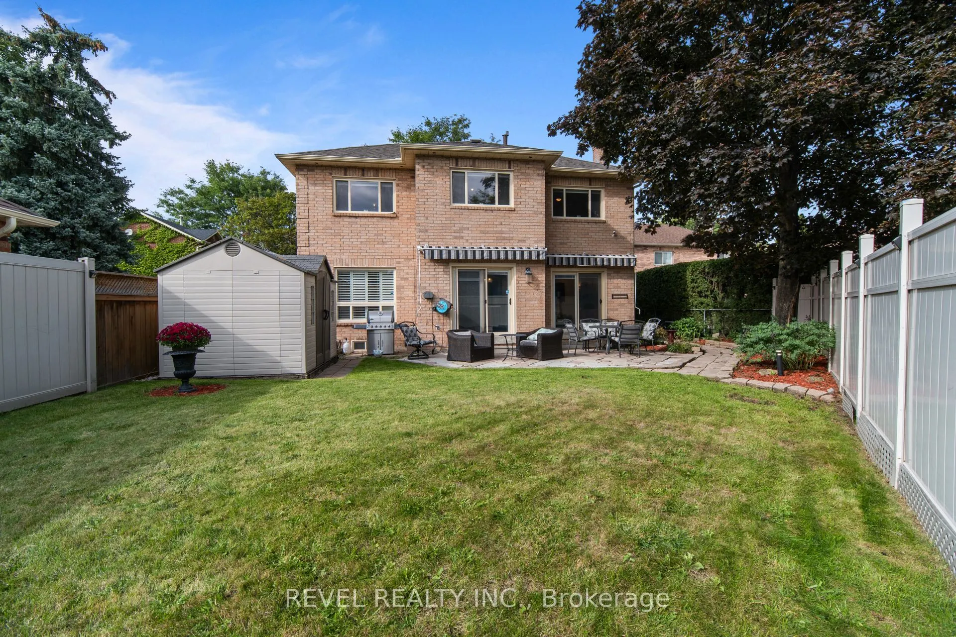 6624 Mockingbird Lane