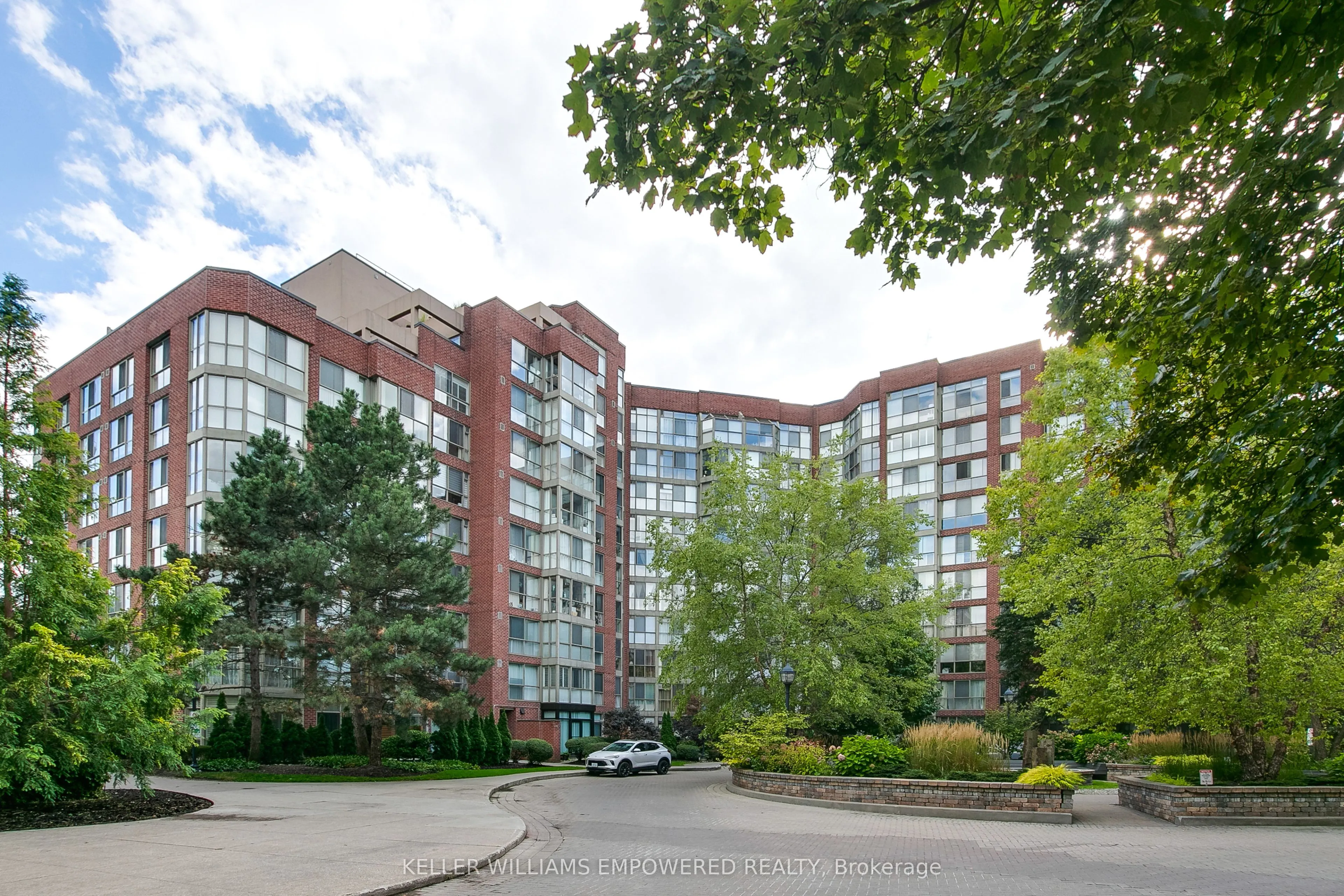 22 Southport Street #838