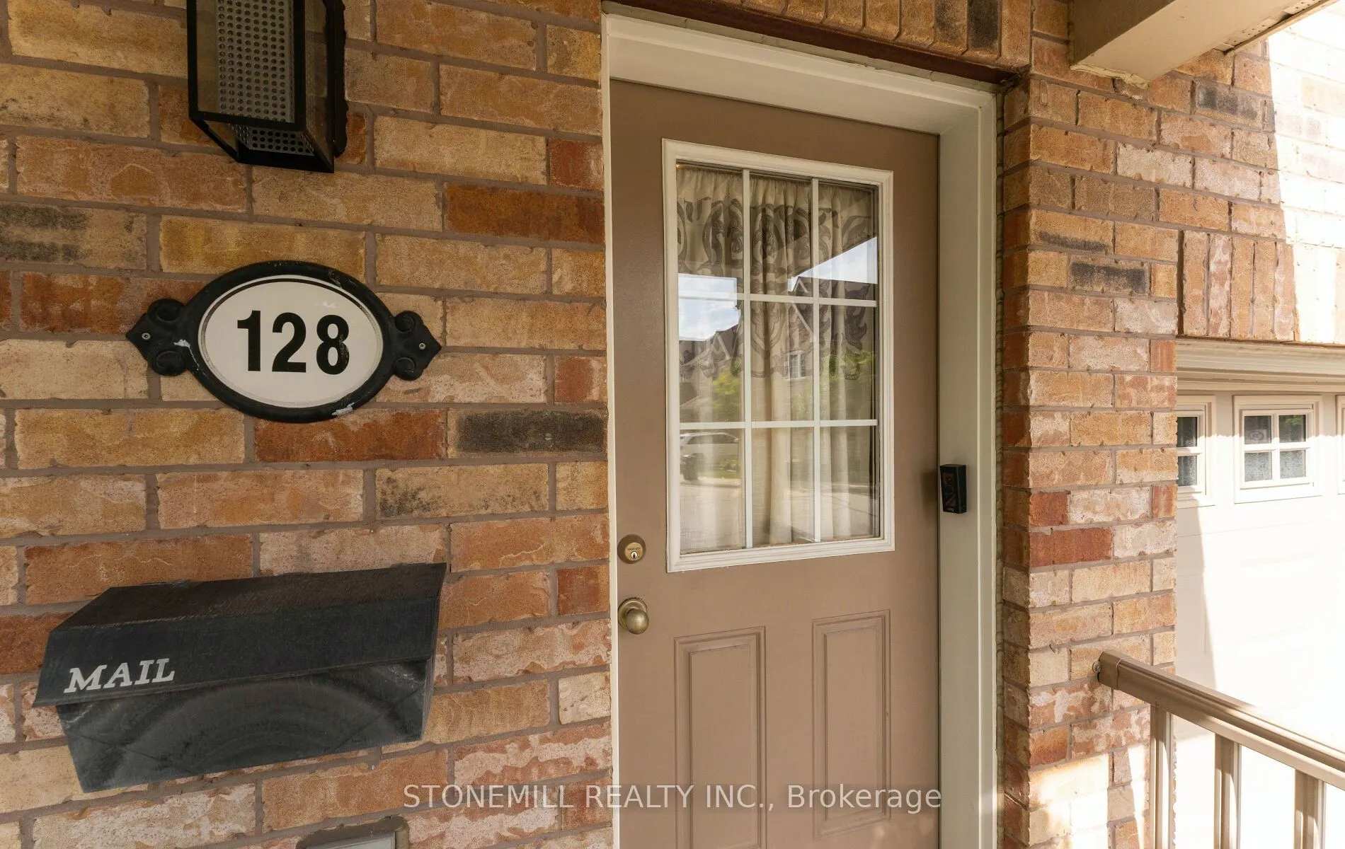 5255 Palmetto Place #128