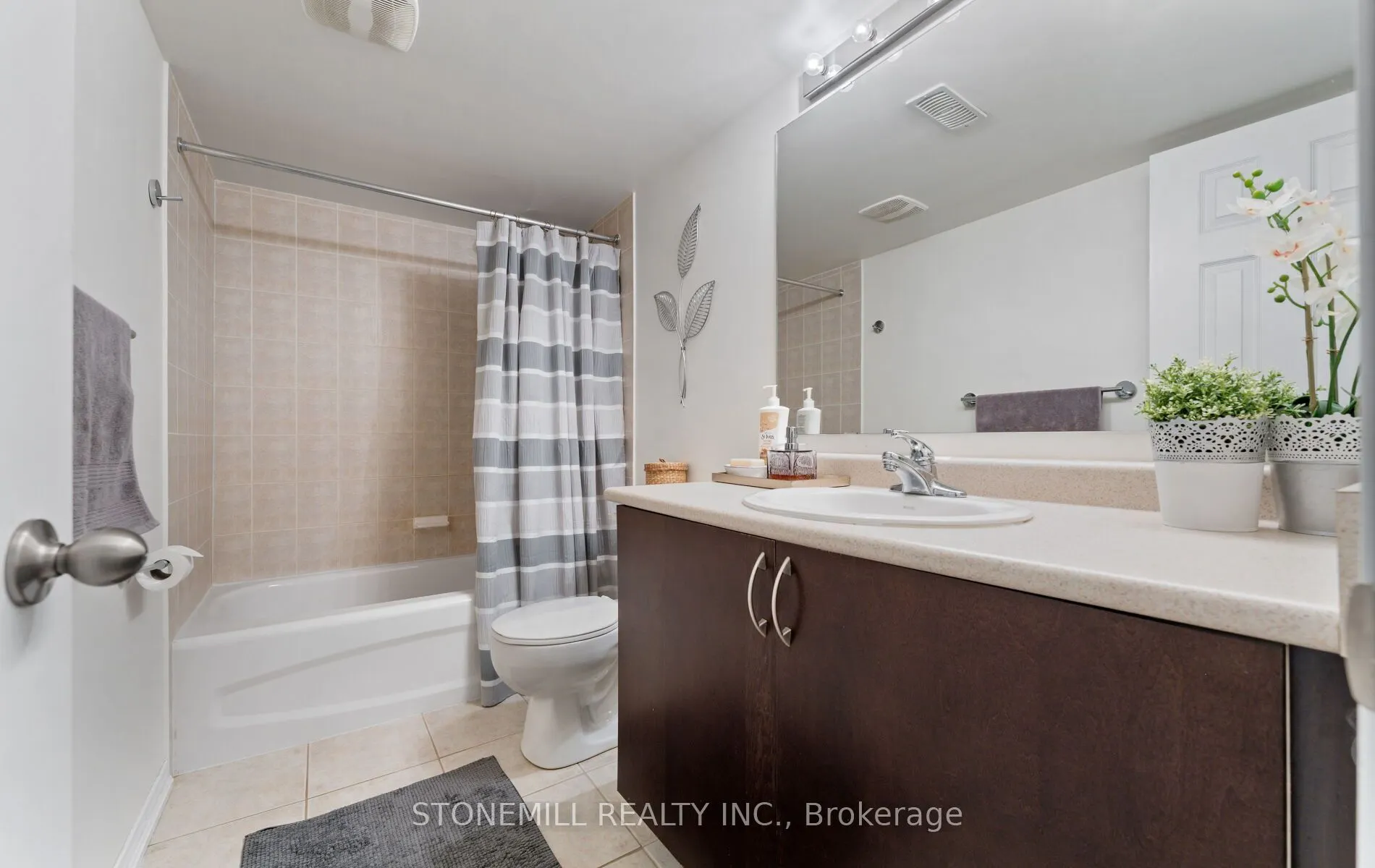 5255 Palmetto Place #128
