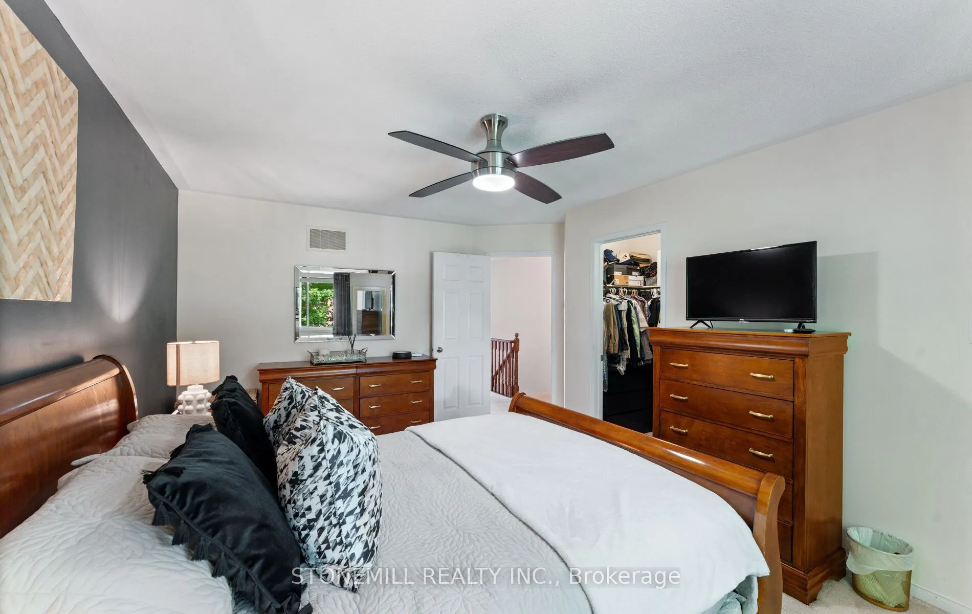 5255 Palmetto Place #128