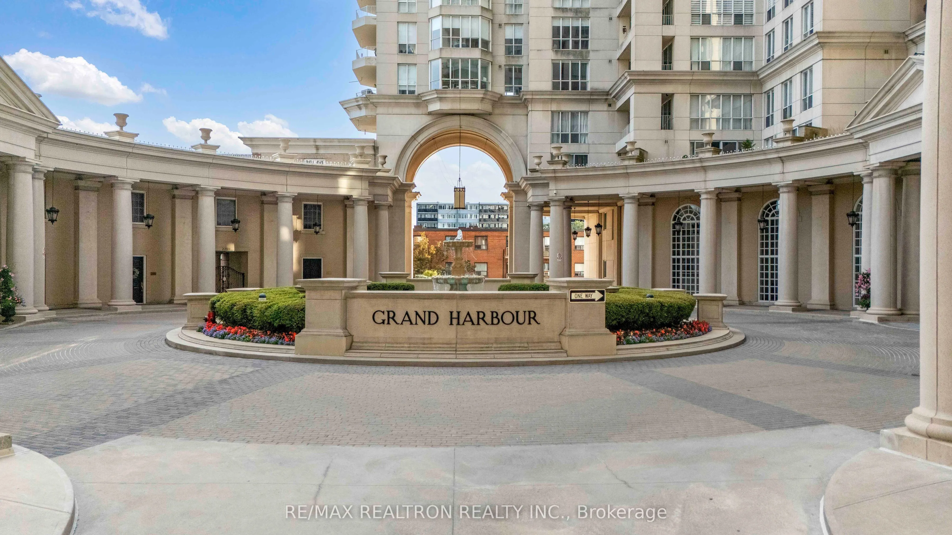 2287 Lake Shore Boulevard W #1402